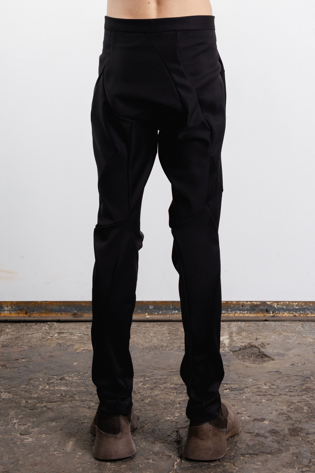 DISTORTION FITTED LONG PANTS 3