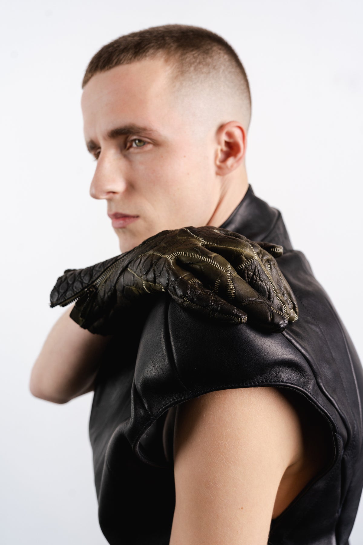 DISTORTION 5 FINGER GLOVES