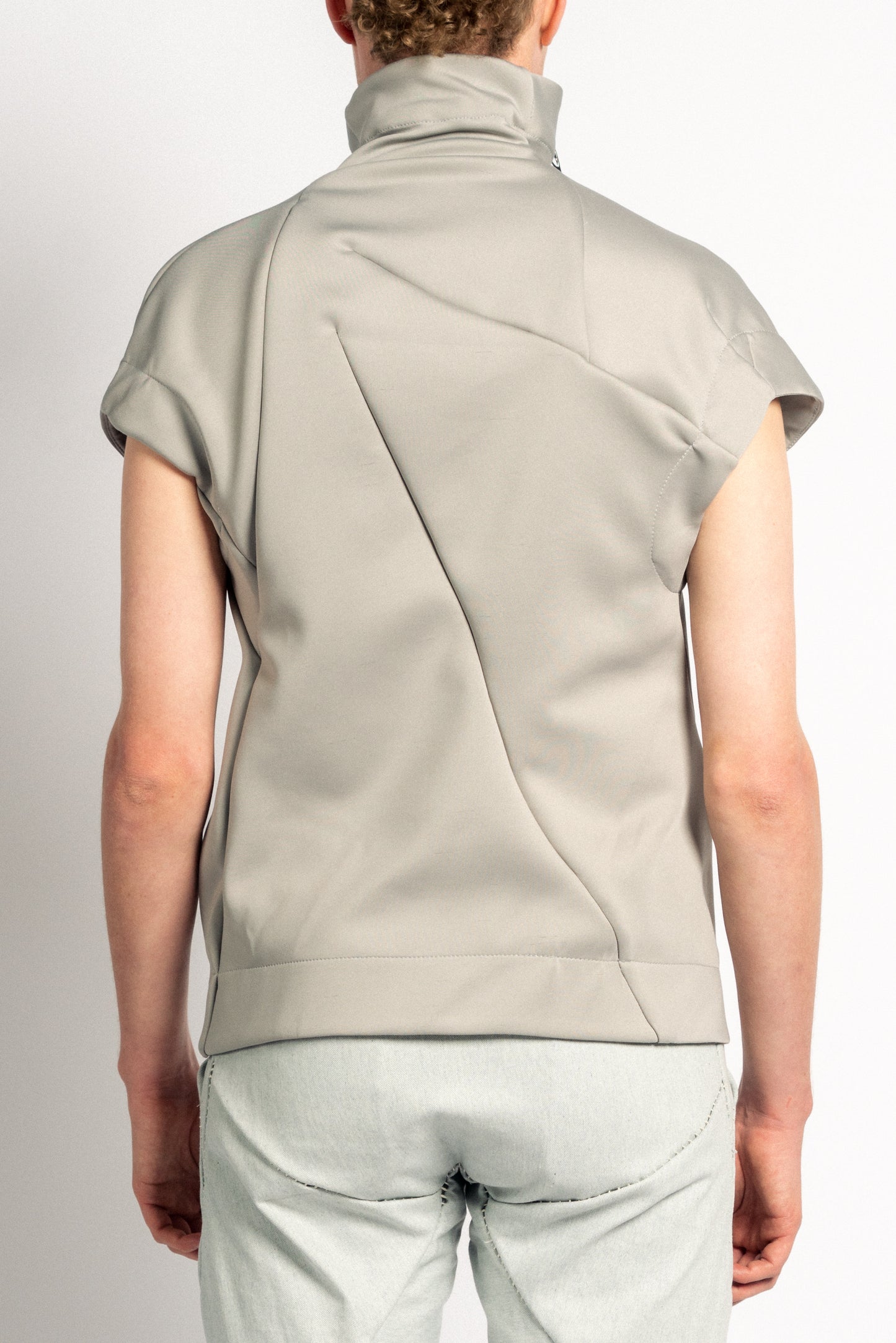 DISTORTION EXPLOSION VEST