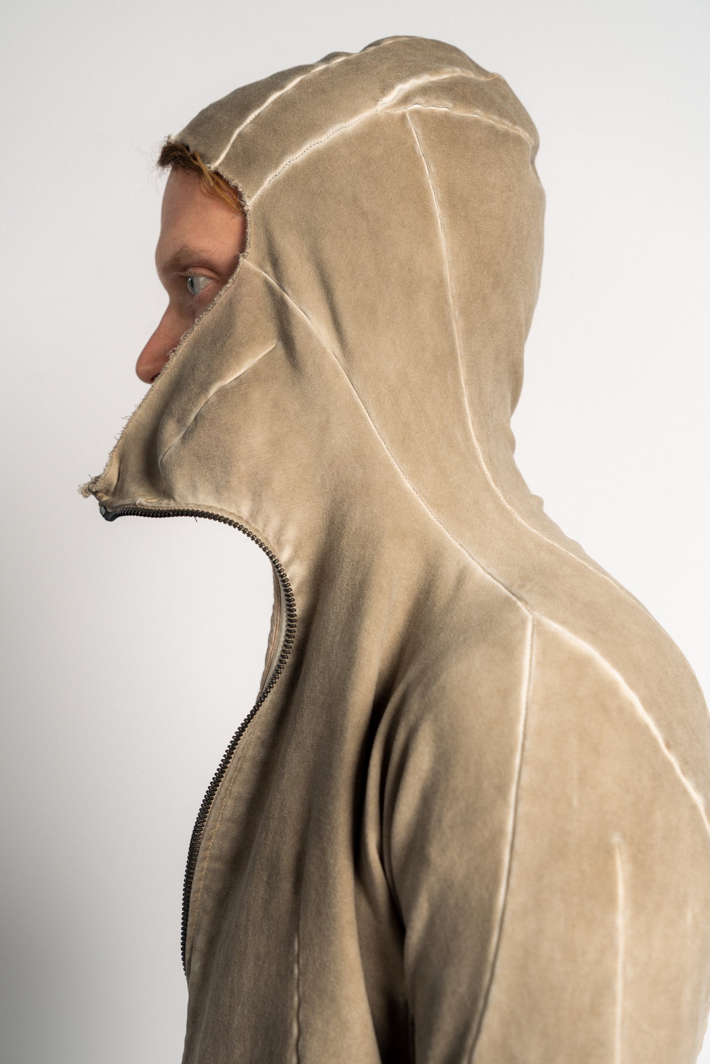 DISTORTION HOODIE ZIPPED