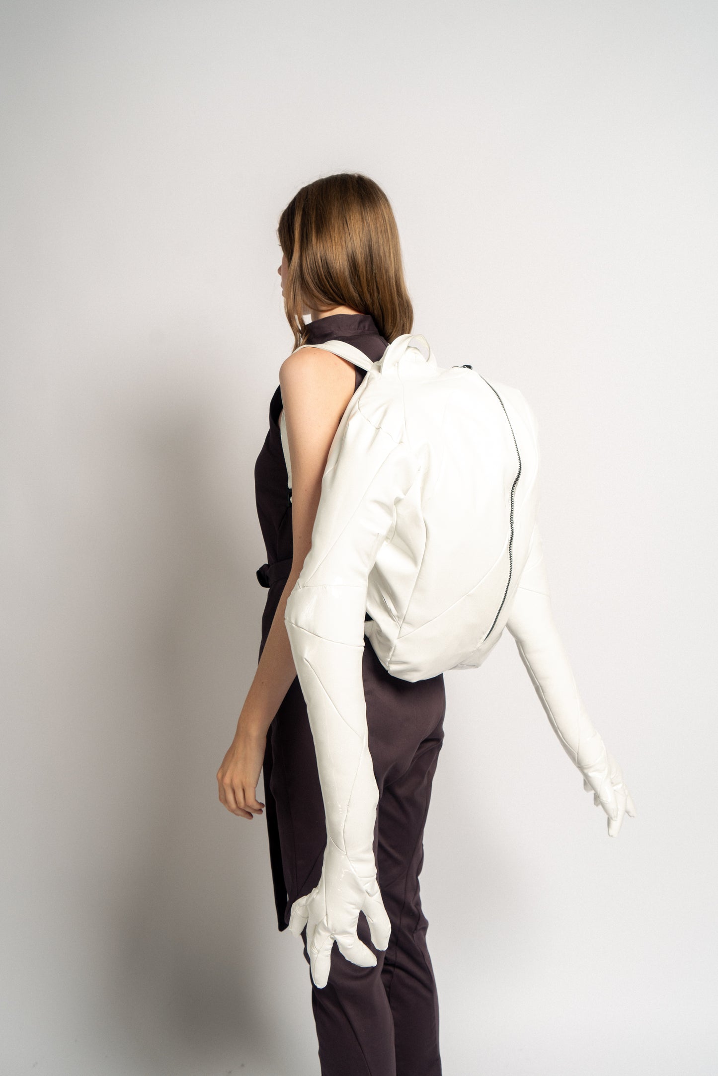 DISTORTION TORSO BACKPACK