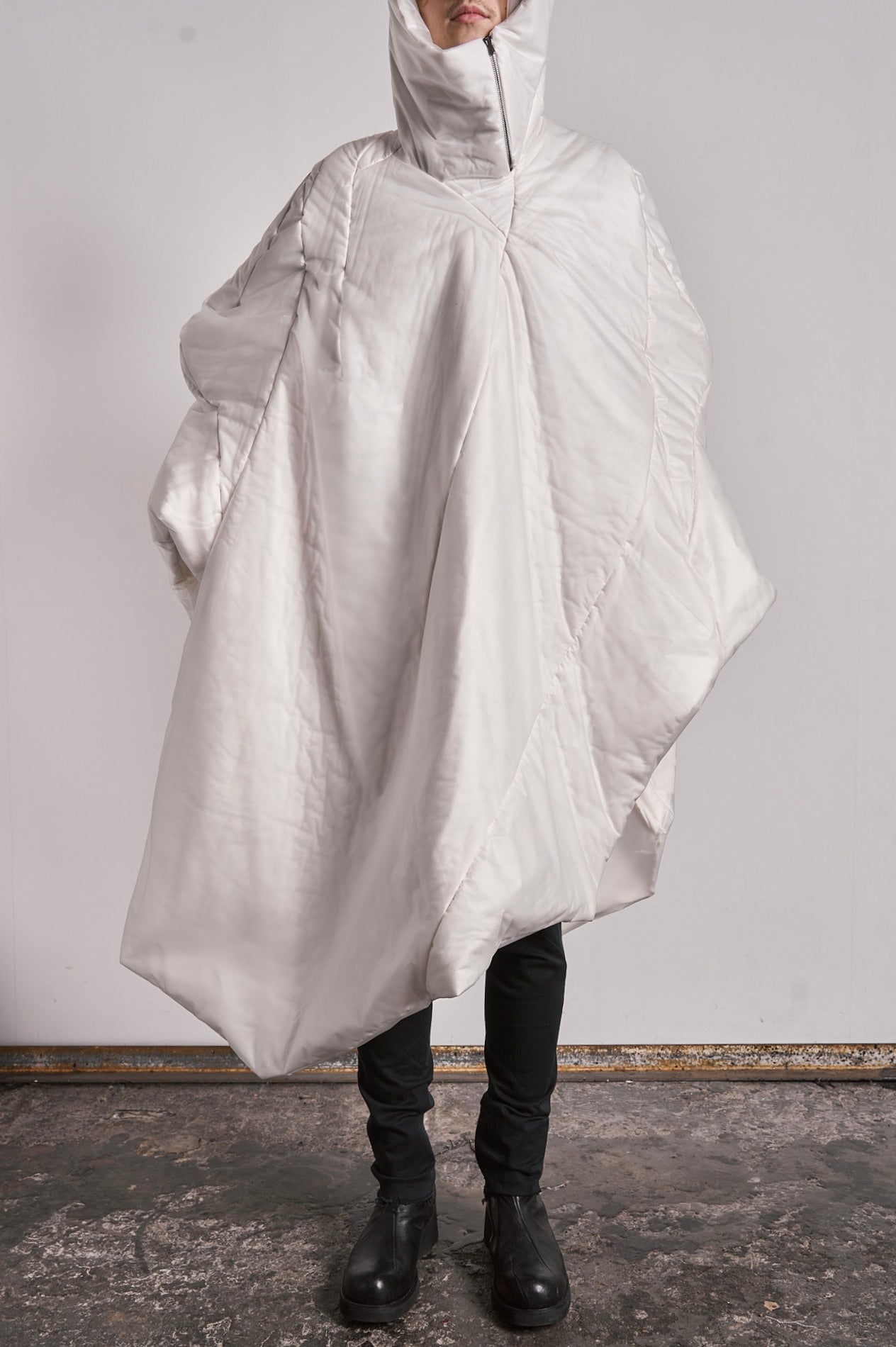 DISTORTION PONCHO