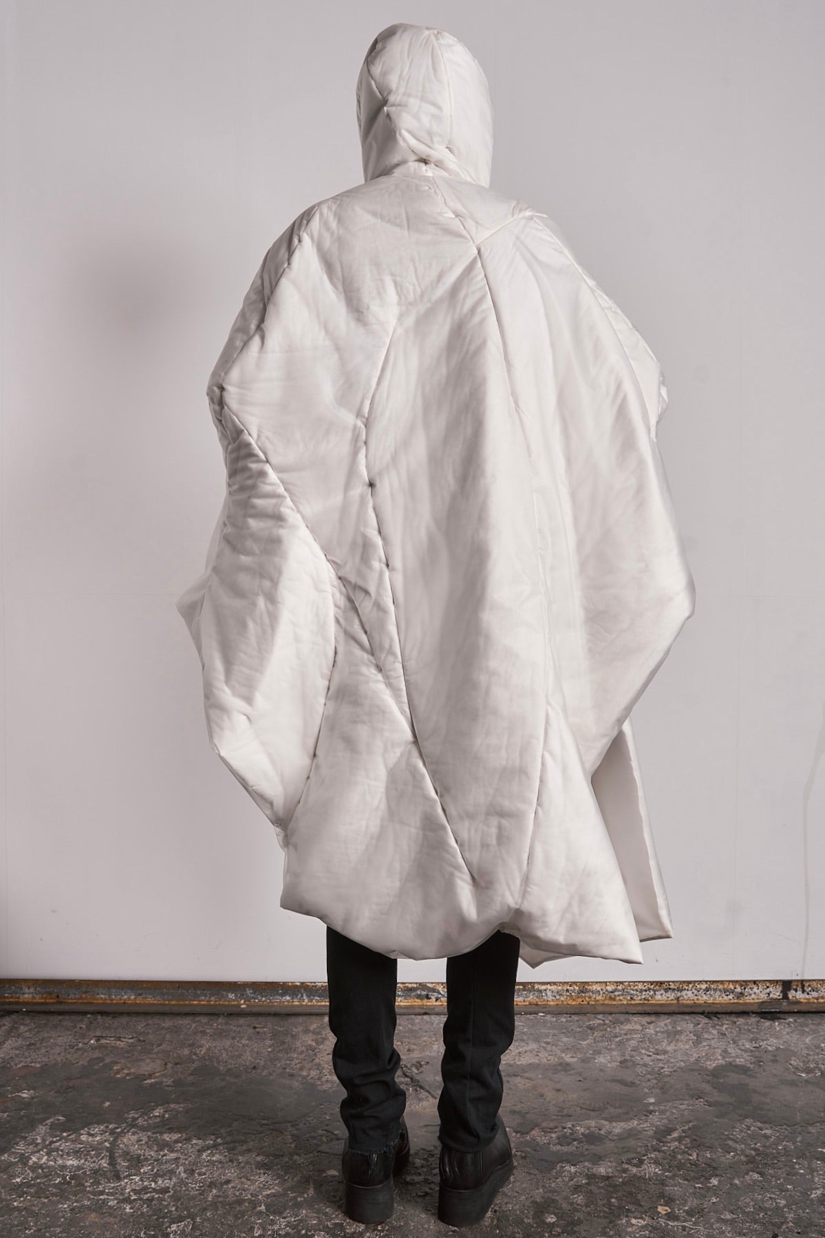 DISTORTION PONCHO