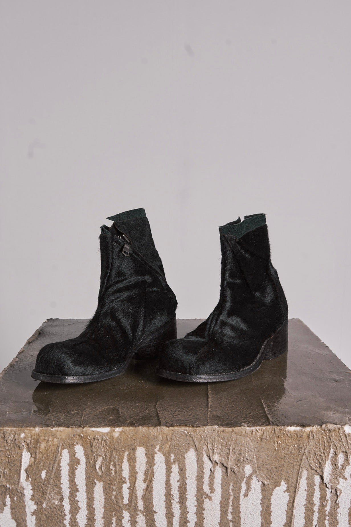 DISTORTION HEELED ANKLE BOOT