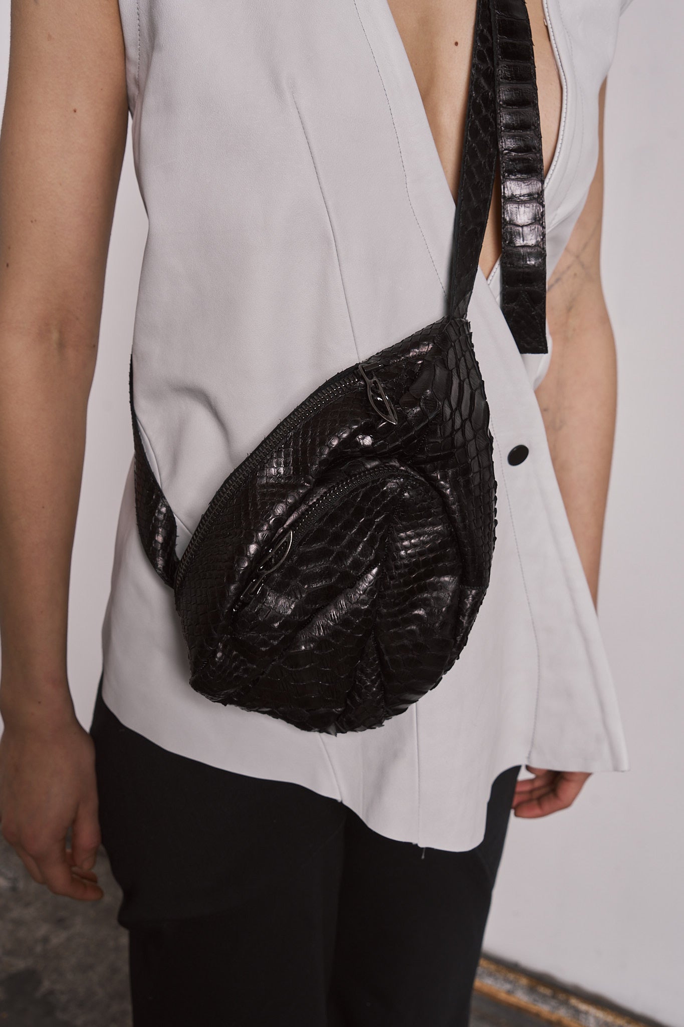 DISTORTION DEALER BAG SMALL