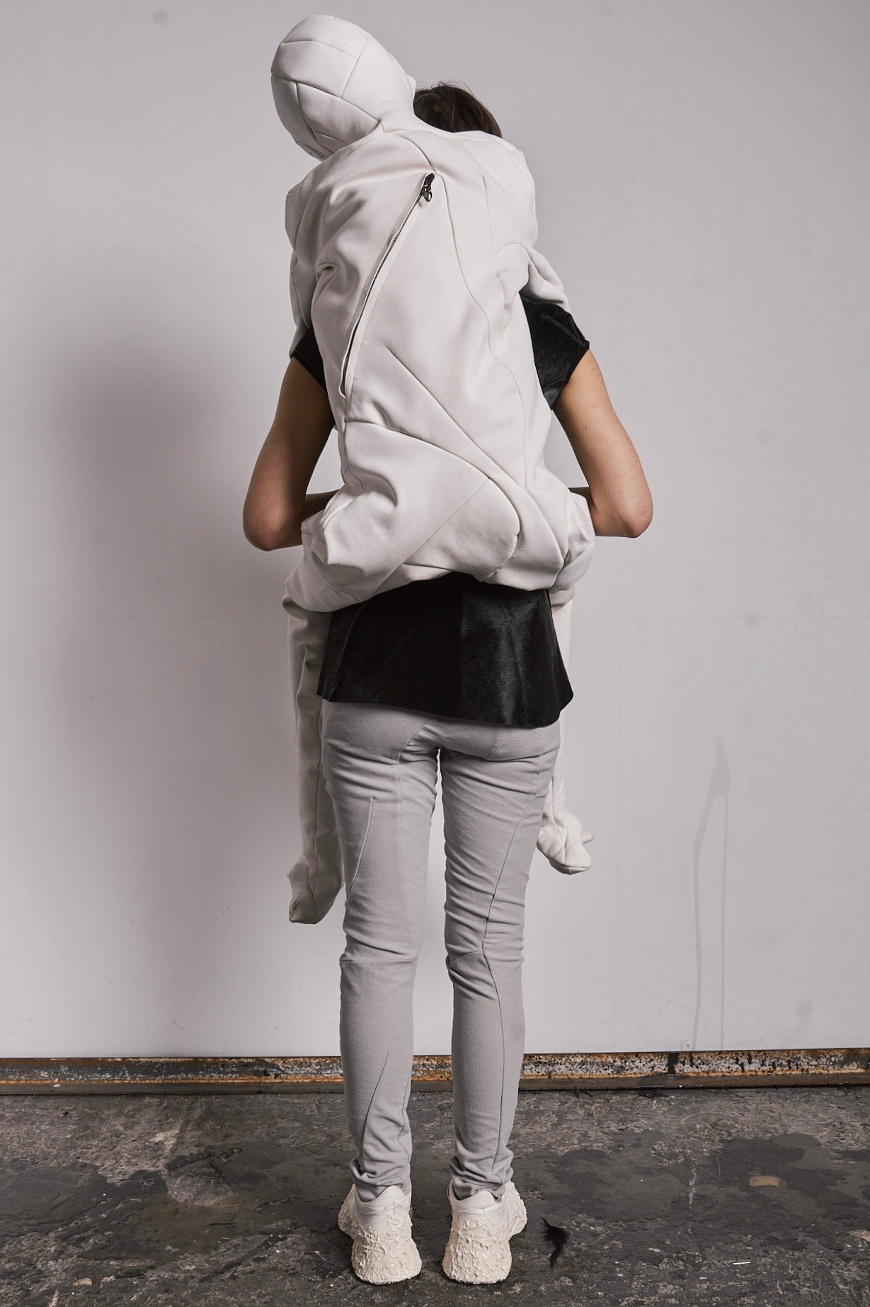 DISTORTION HUMANOID BAG