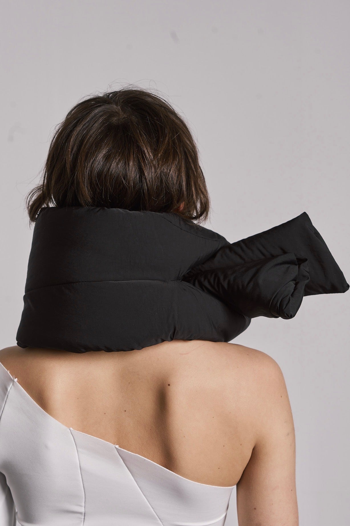 DISTORTION LOOP SCARF