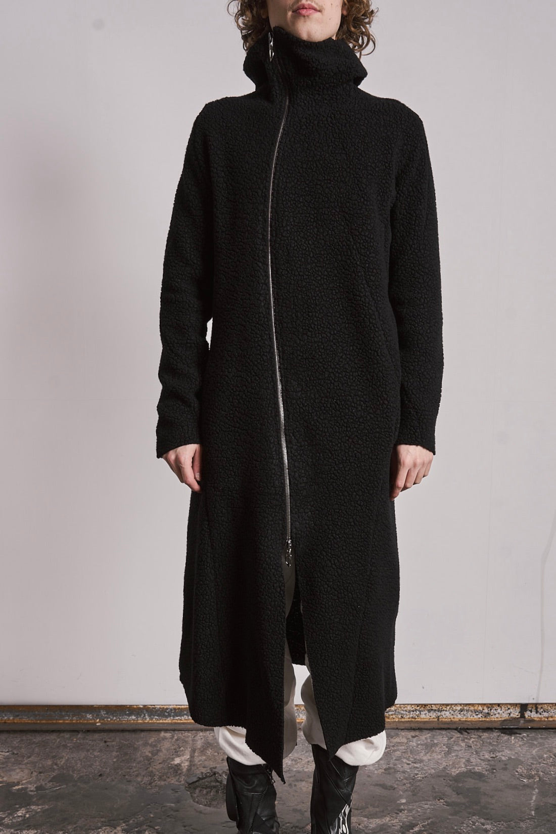 DISTORTION EXTRA LONG HOODIE ZIPPED