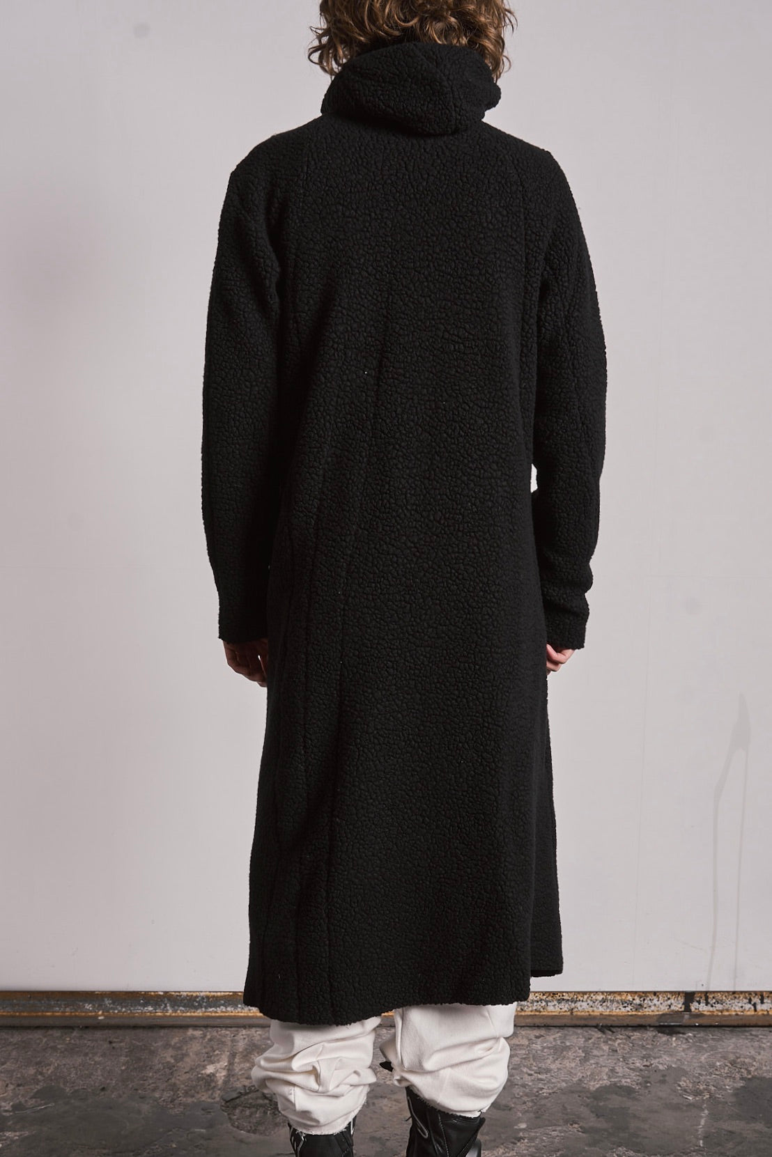 DISTORTION EXTRA LONG HOODIE ZIPPED