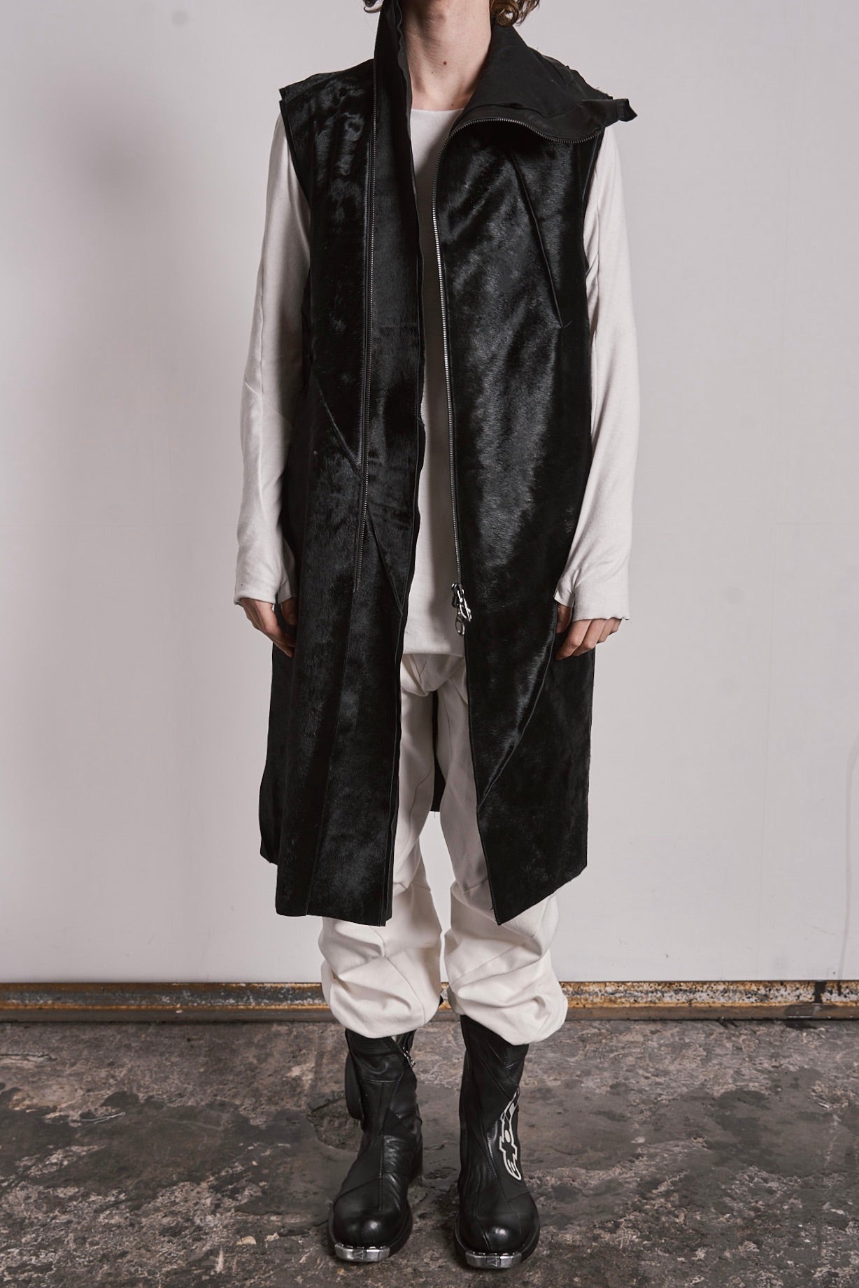DISTORTION TRENCH VEST