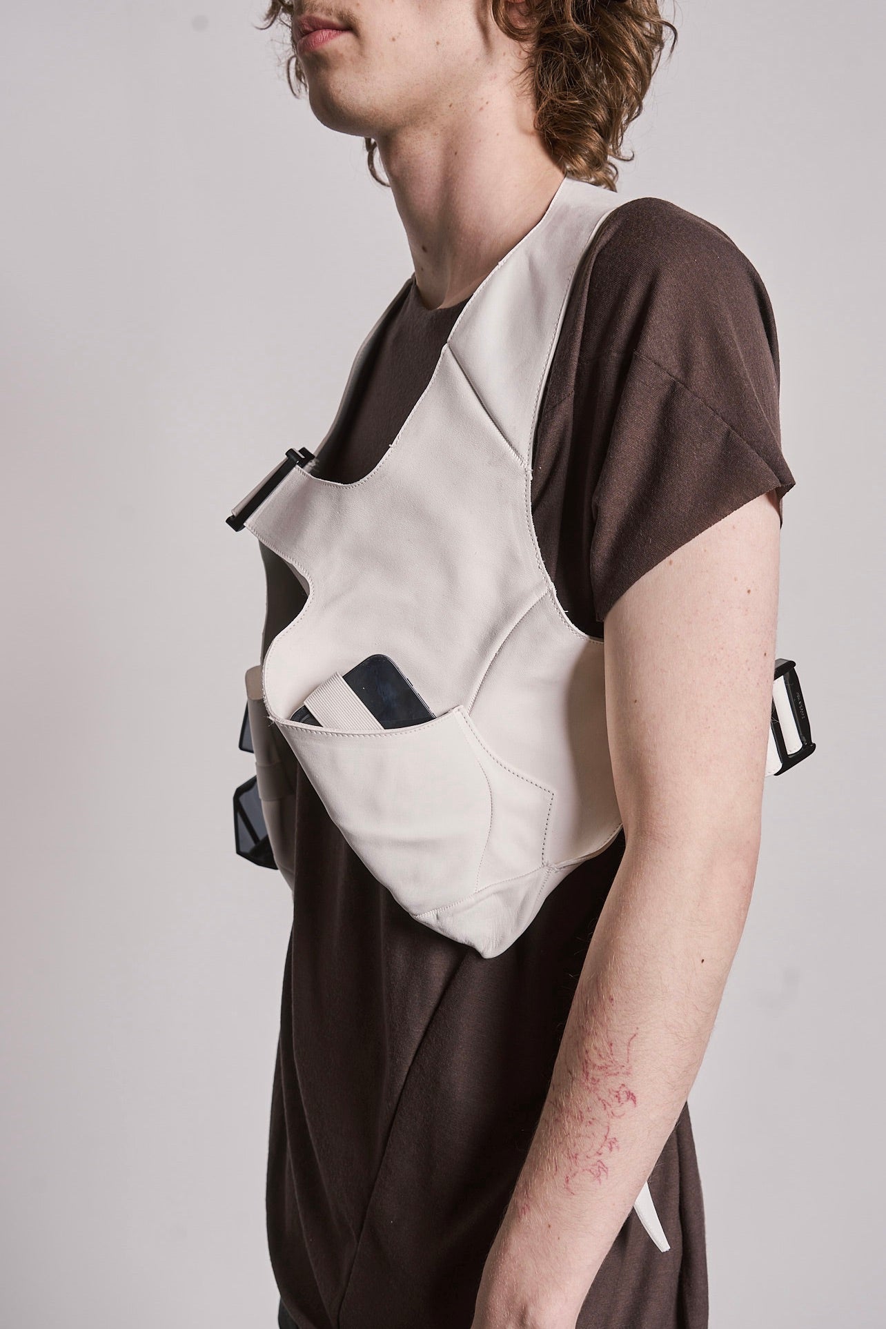 DISTORTION HOLSTER SYSTEM