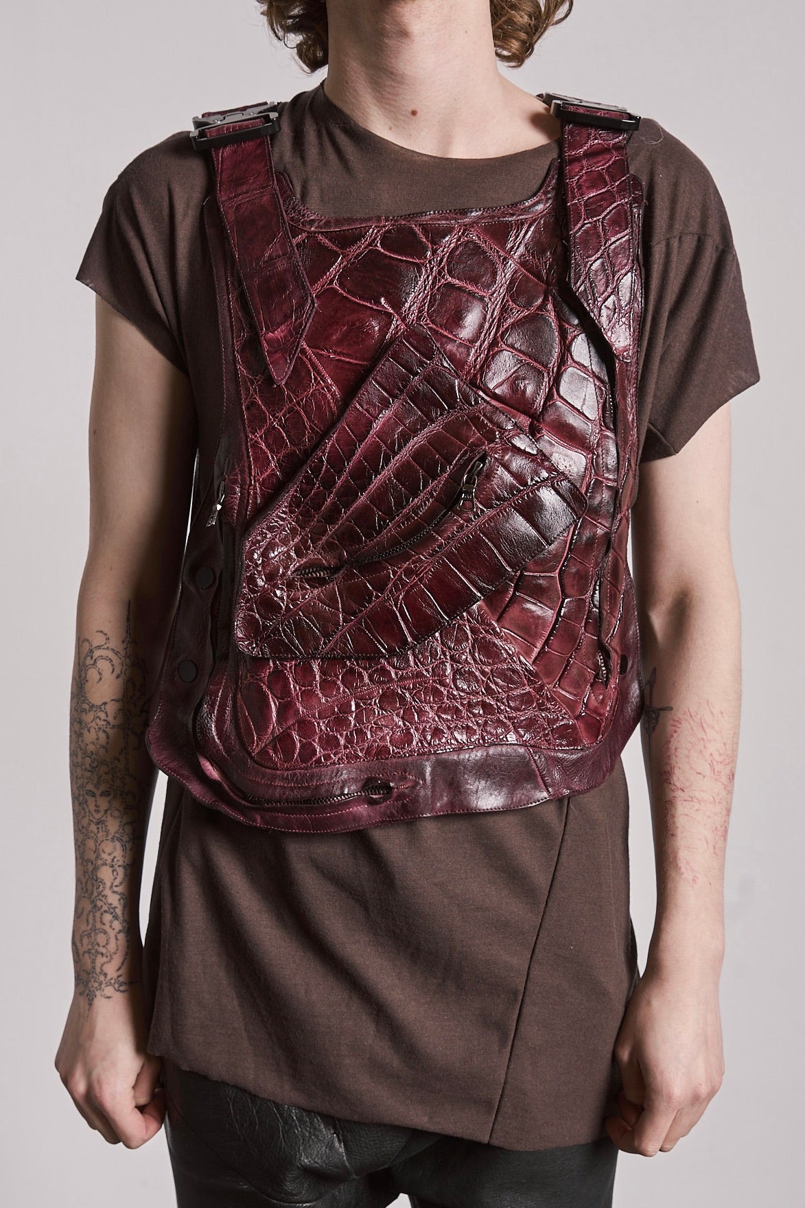 DISTORTION BULLET PROOF VEST