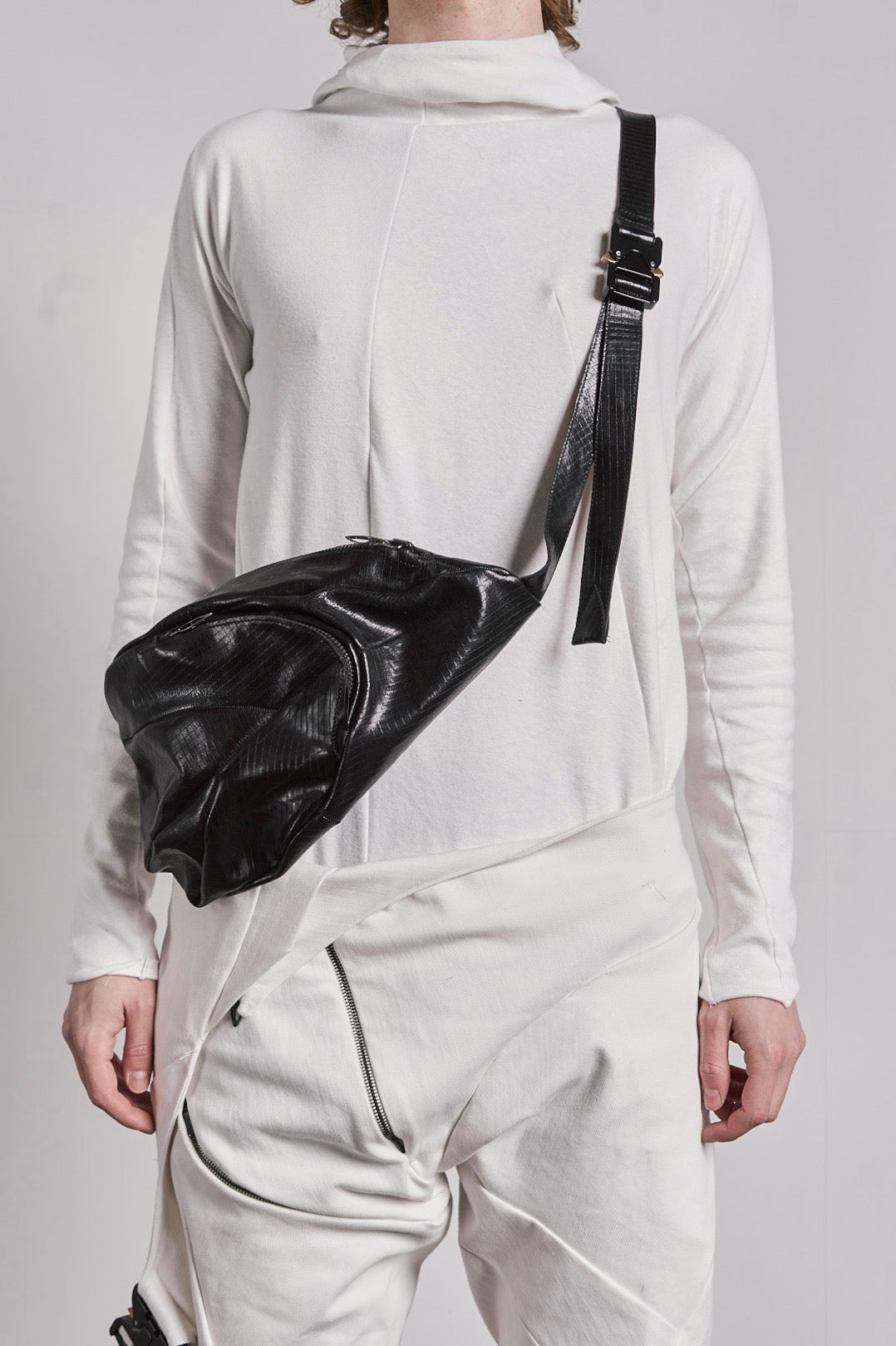 DISTORTION DEALER BAG MEDIUM