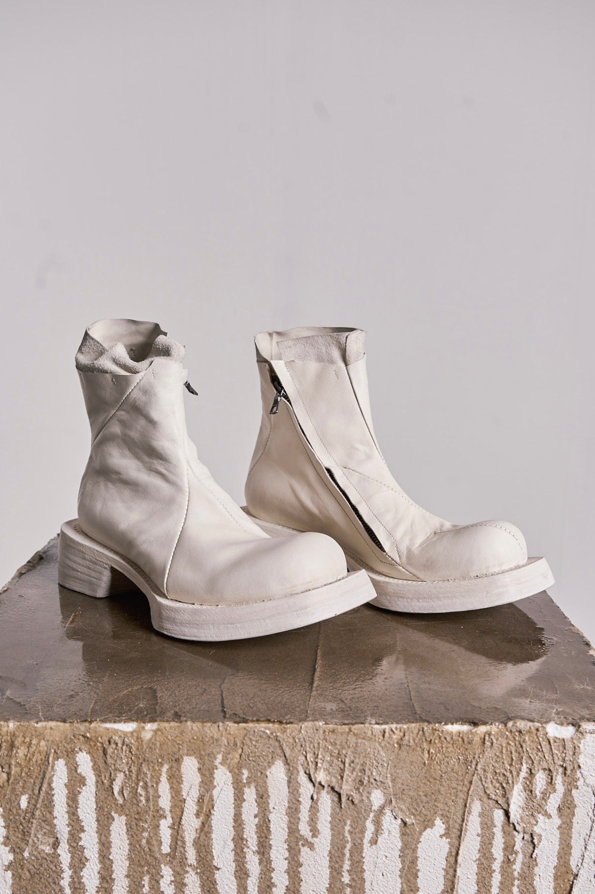 DISTORTION SCULPTURE ANKLE BOOT