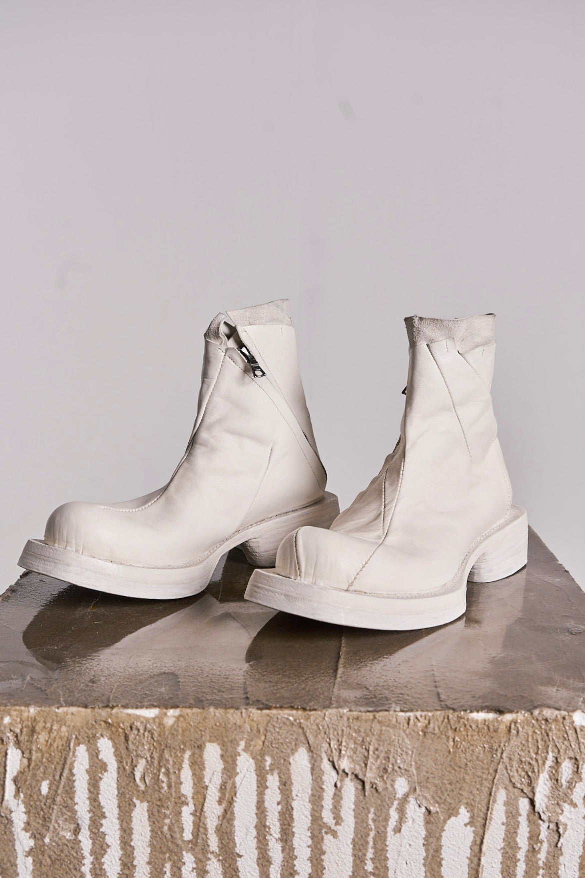 DISTORTION SCULPTURE ANKLE BOOT