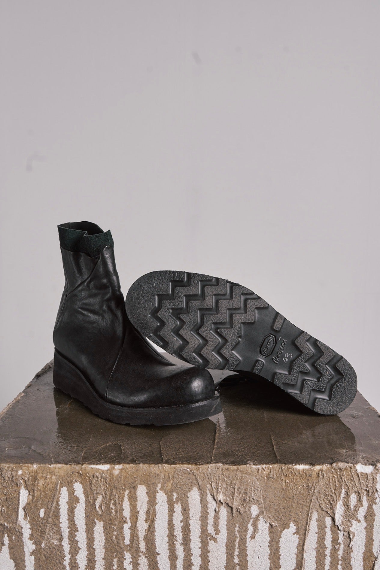 DISTORTION ANKLE WEDGE BOOT