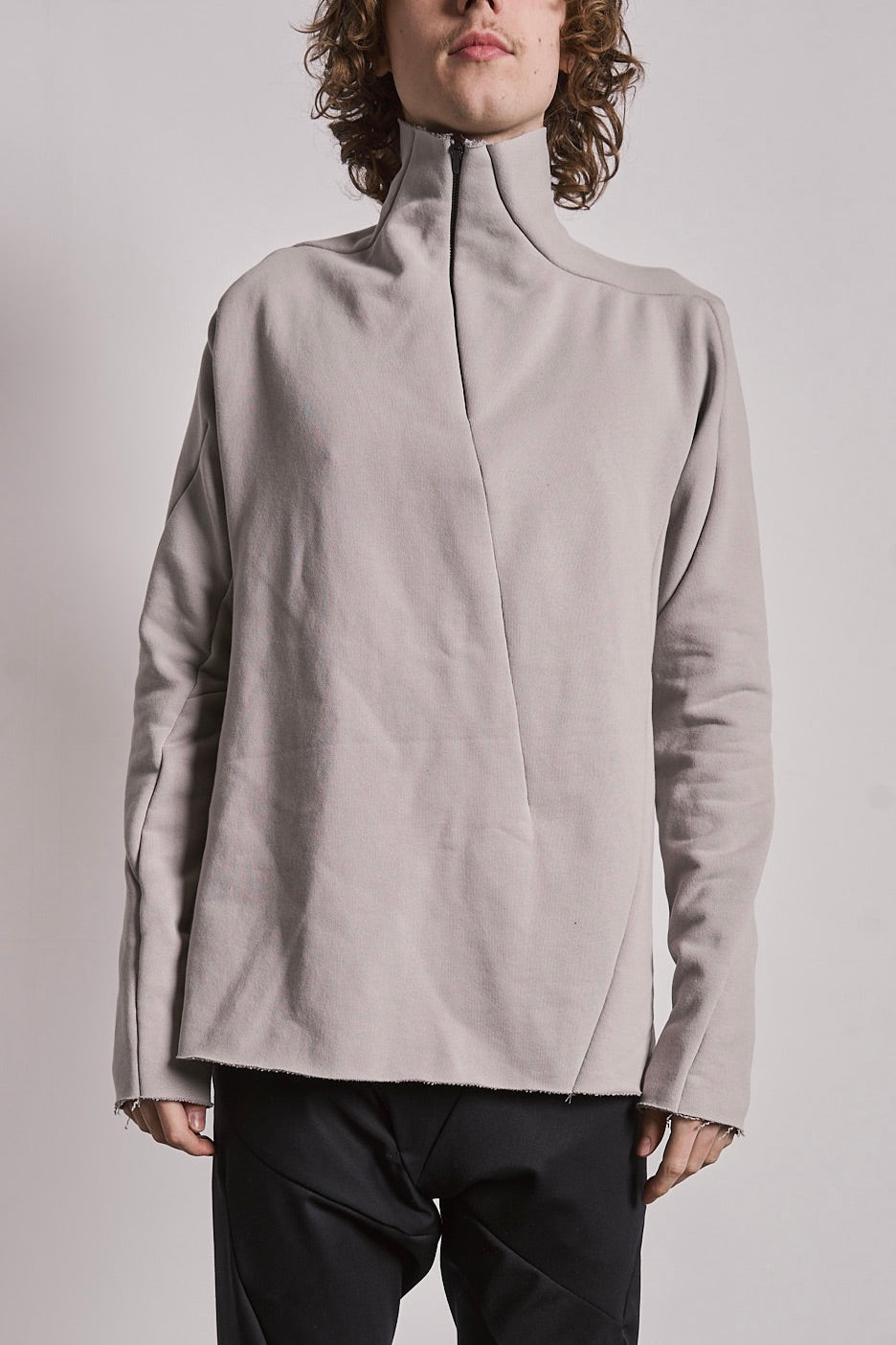 DISTORTION HALF ZIP SWEATER