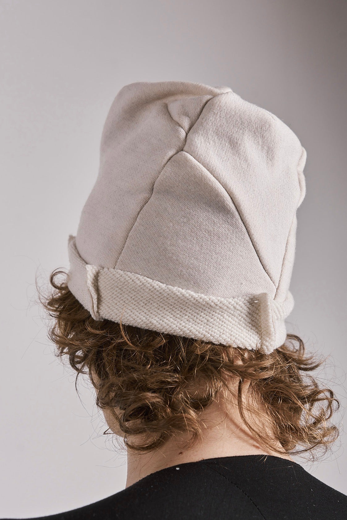 DISTORTION BEANIE