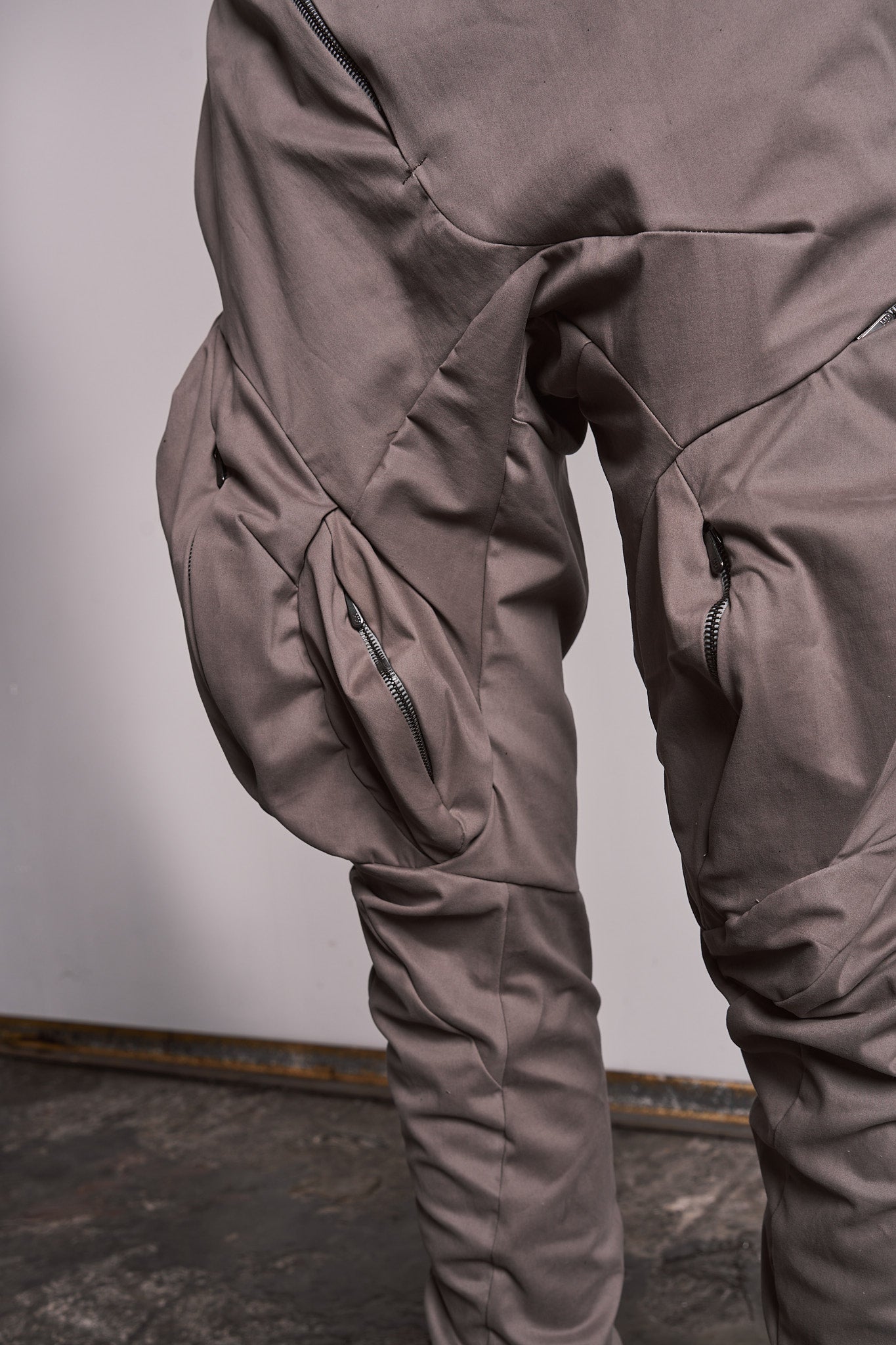 DISTORTION MUSCLE POCKET PANTS