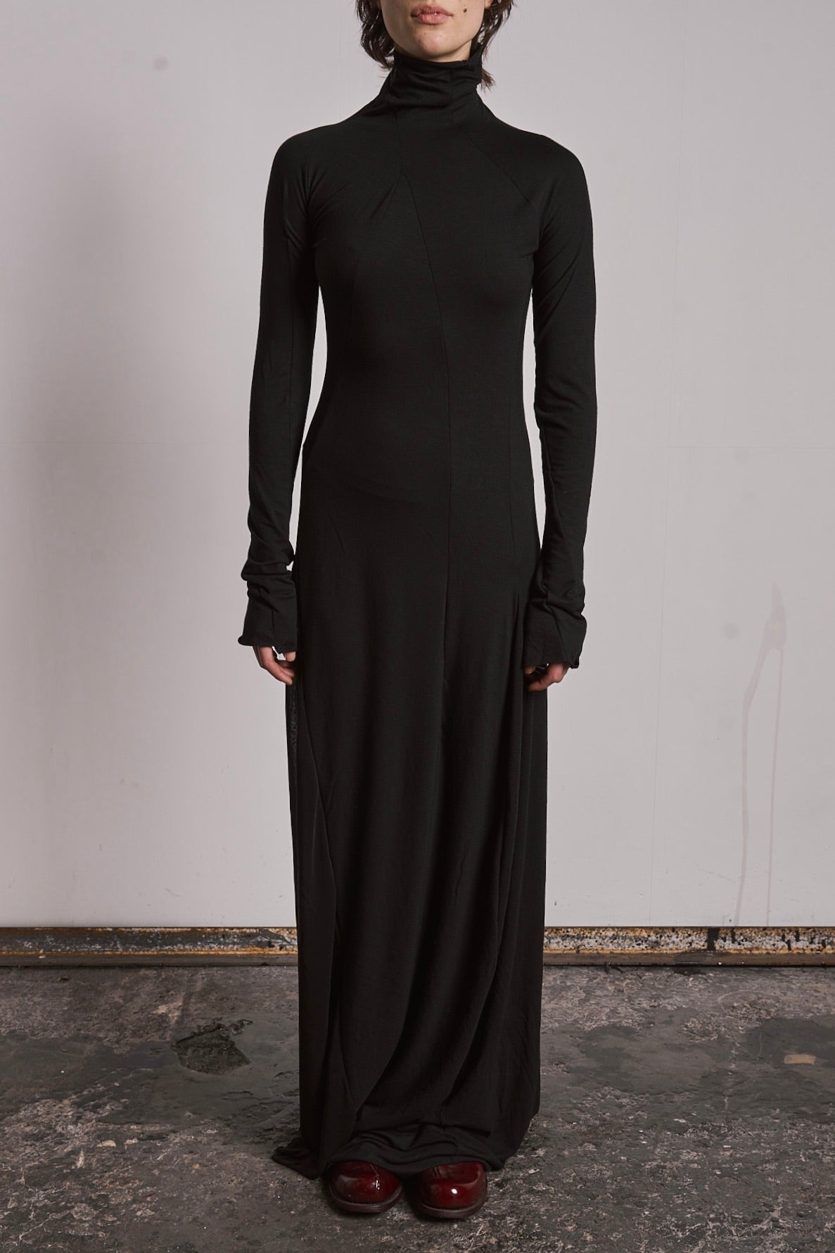 DISTORTION TURTLENECK DRESS