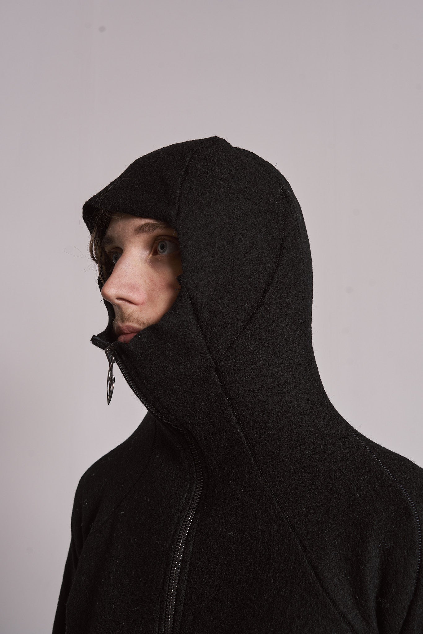 FORCED HOODIE ZIPPED