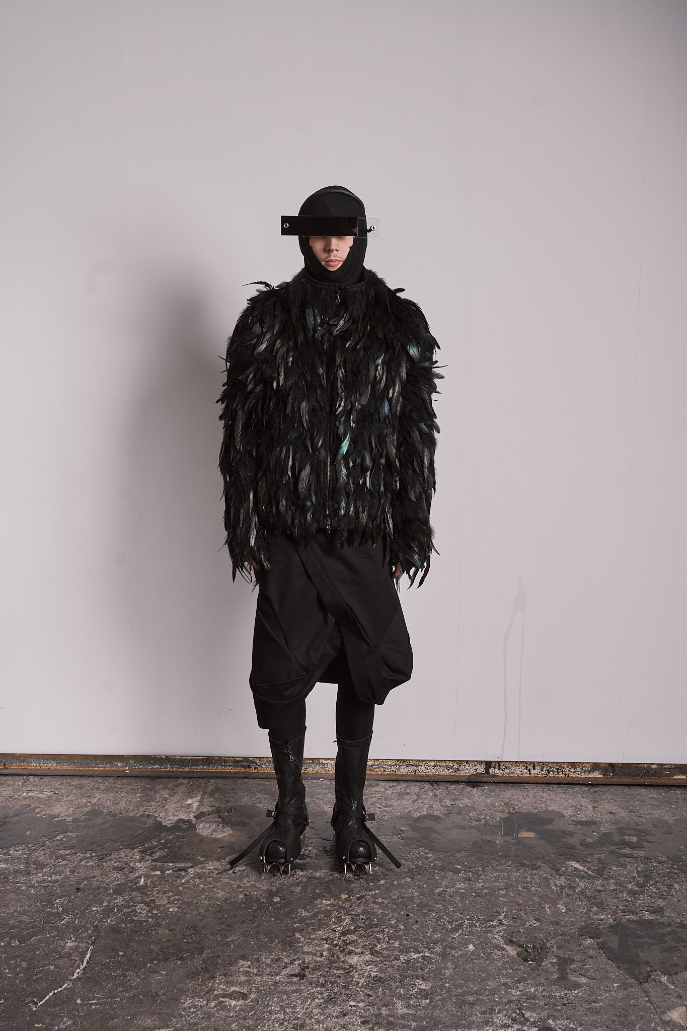 DISTORTION TALL BOOT / SPIKES