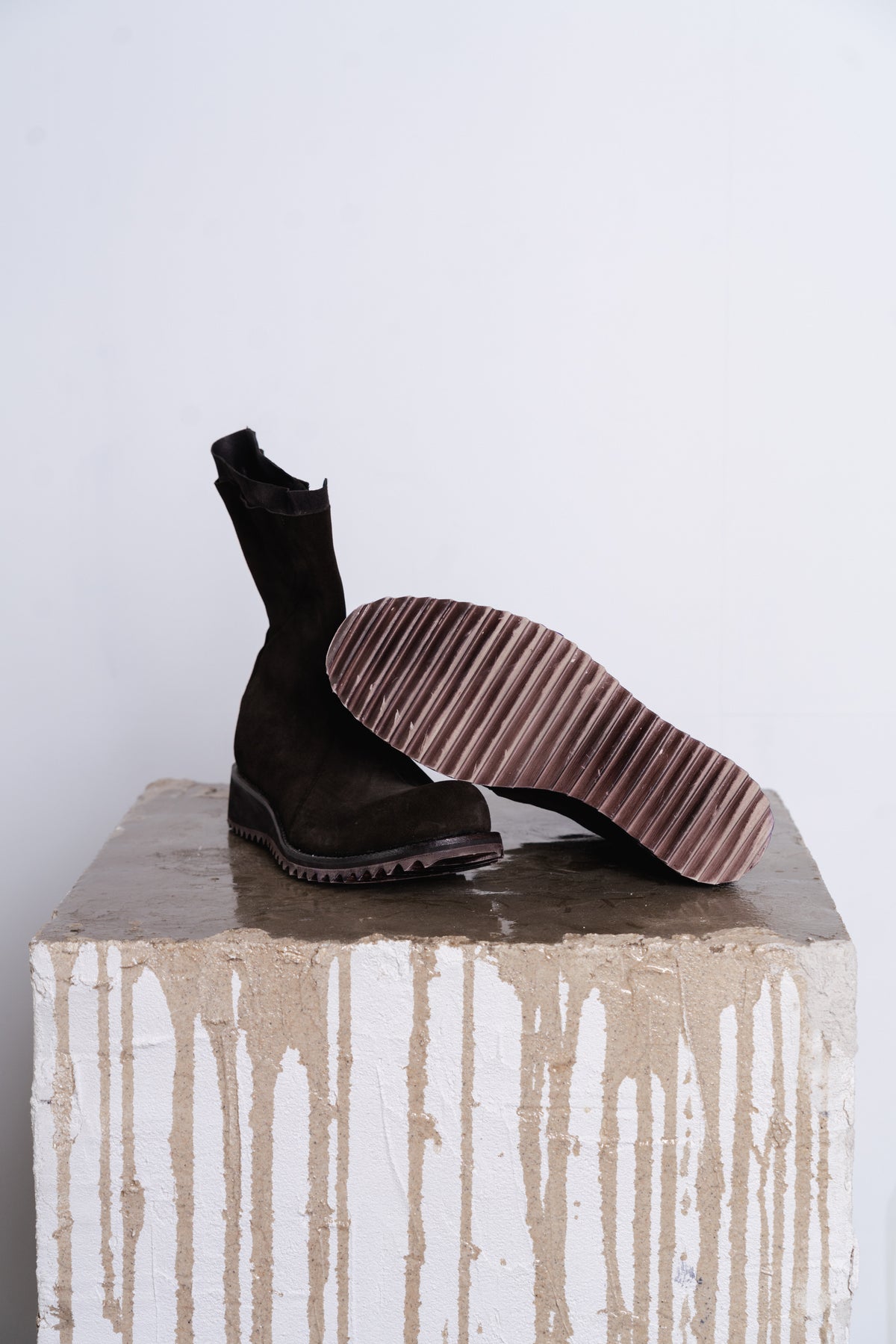 DISTORTION TALL WEDGE BOOT SHARK TOOTH