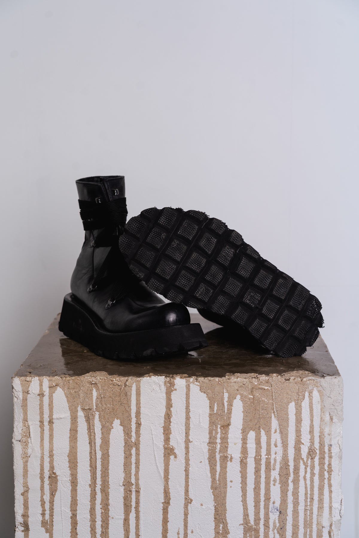 DISTORTION TANK BOOT