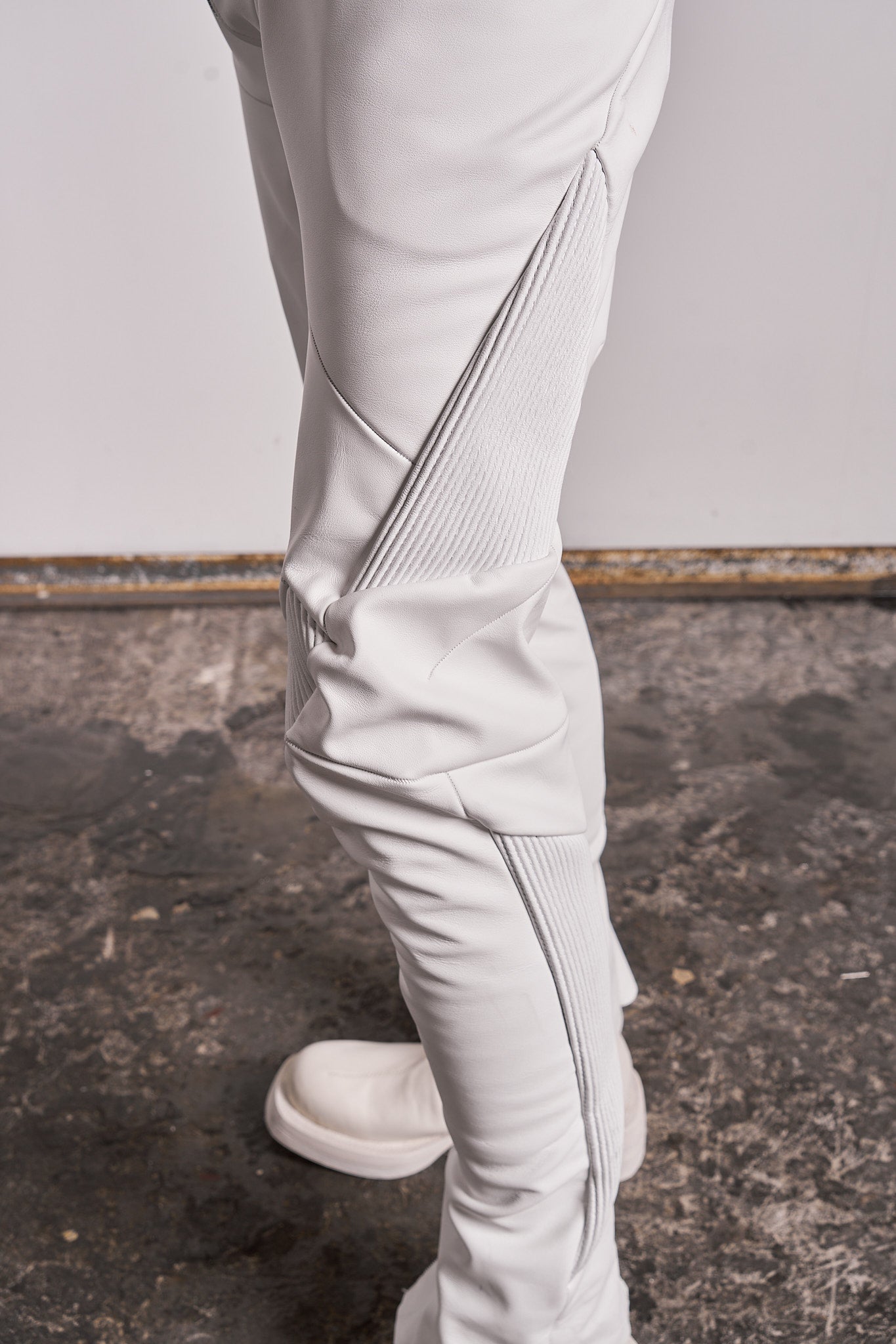 DISTORTION BIKER PANTS