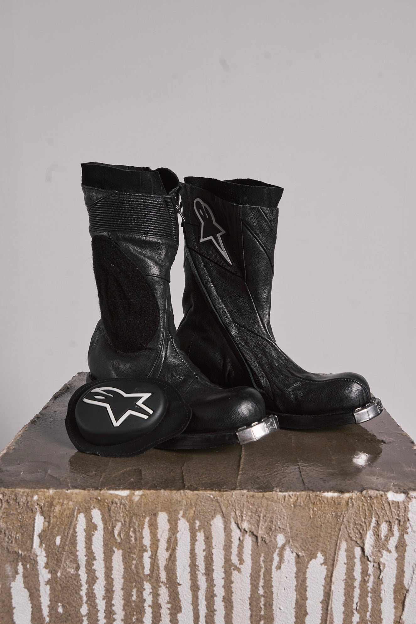 DISTORTION TALL BOOT RSRV