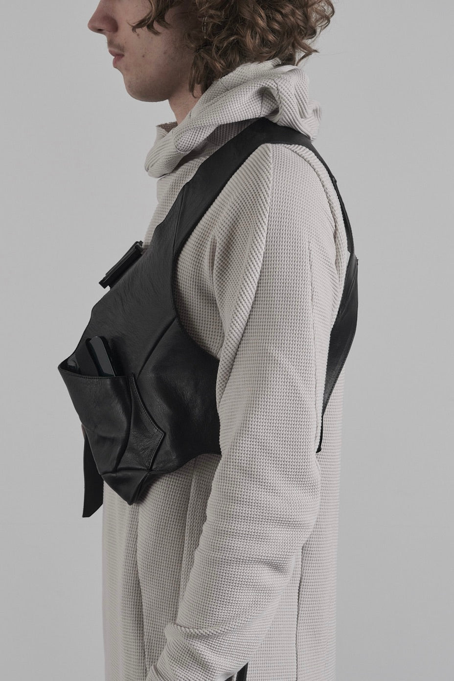 DISTORTION HOLSTER SYSTEM – Holster, LEON EMANUEL BLANCK