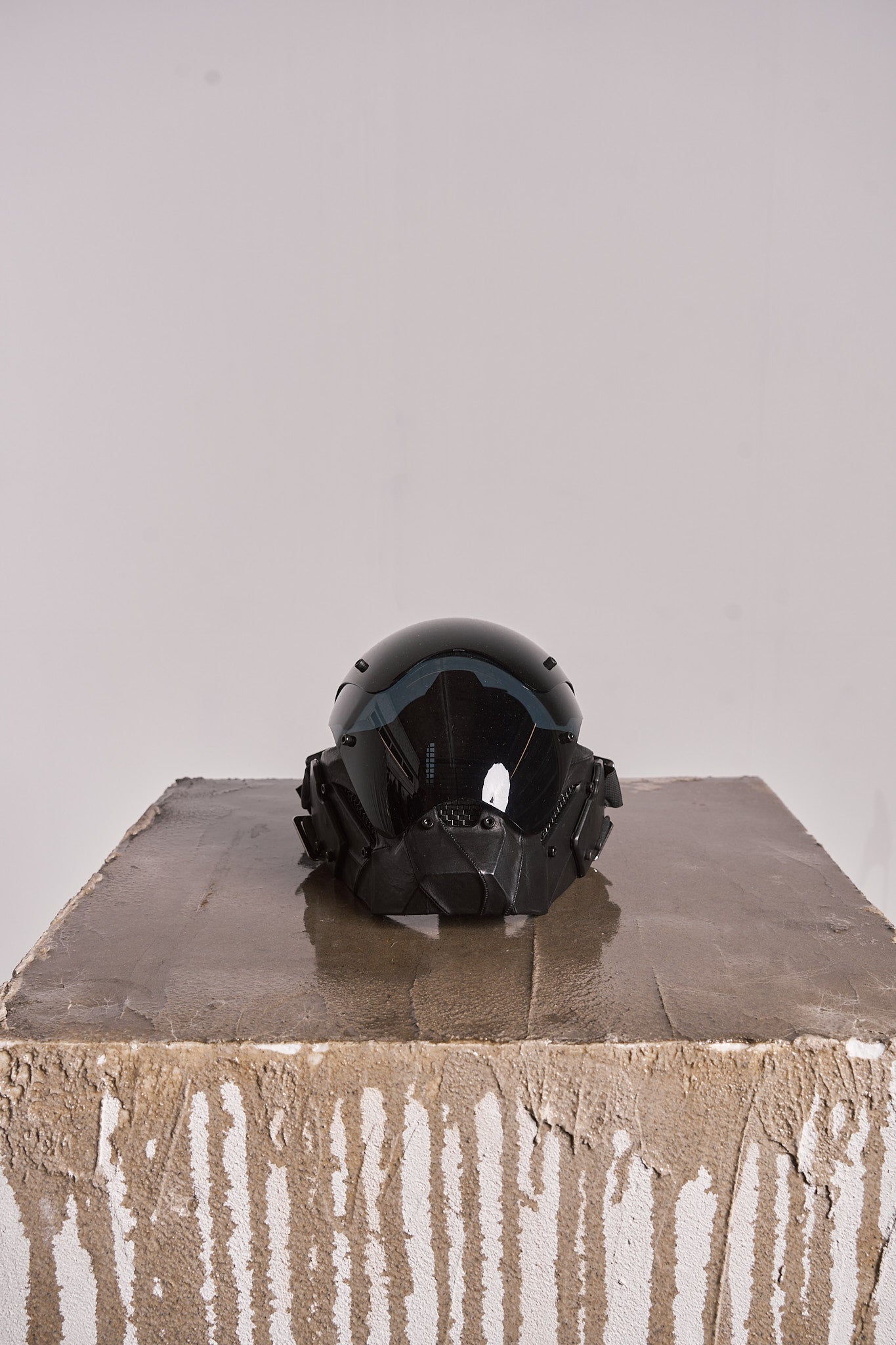 DISTORTION MASK