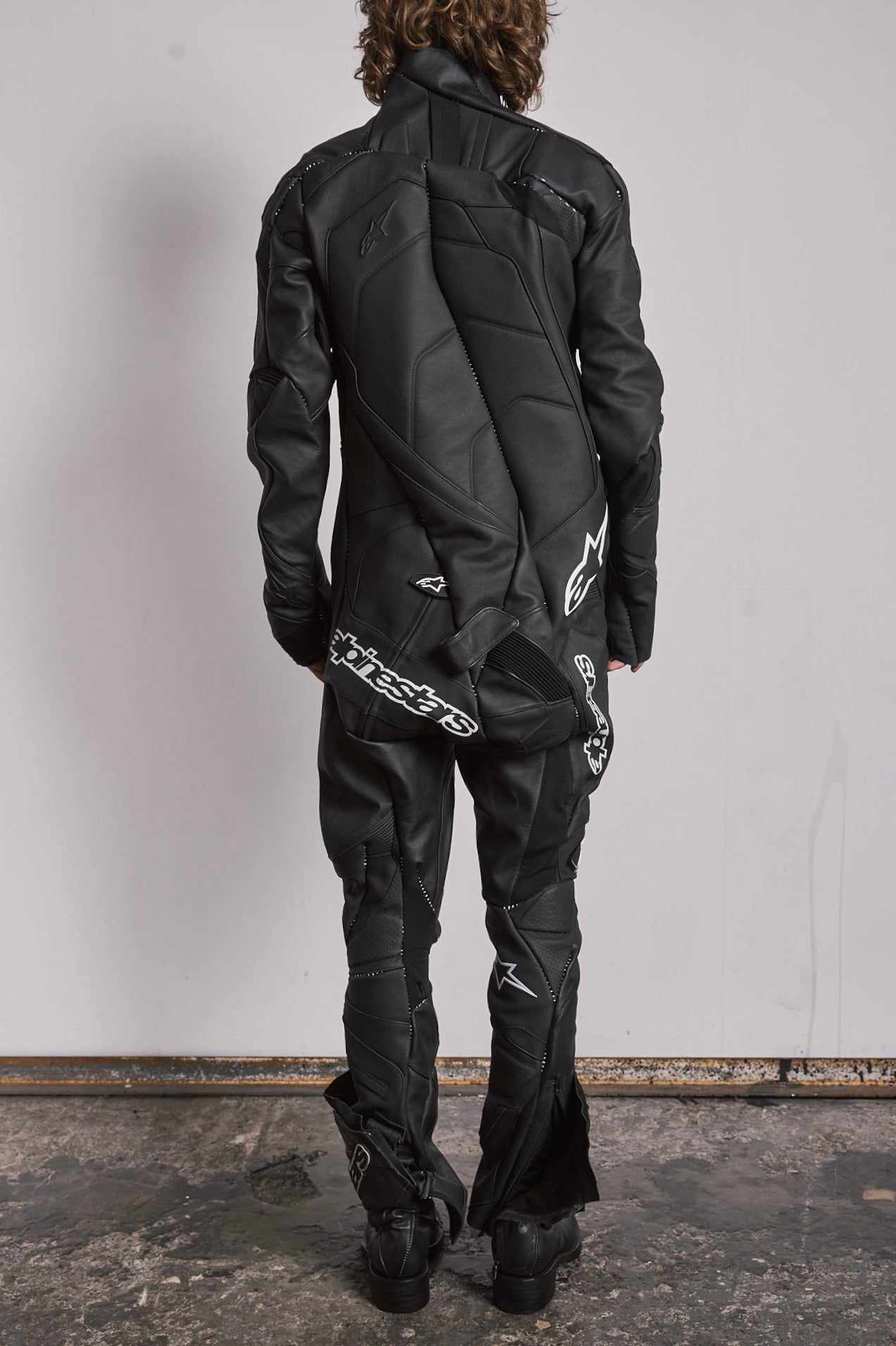 DISTORTION RACING SUIT RSRV