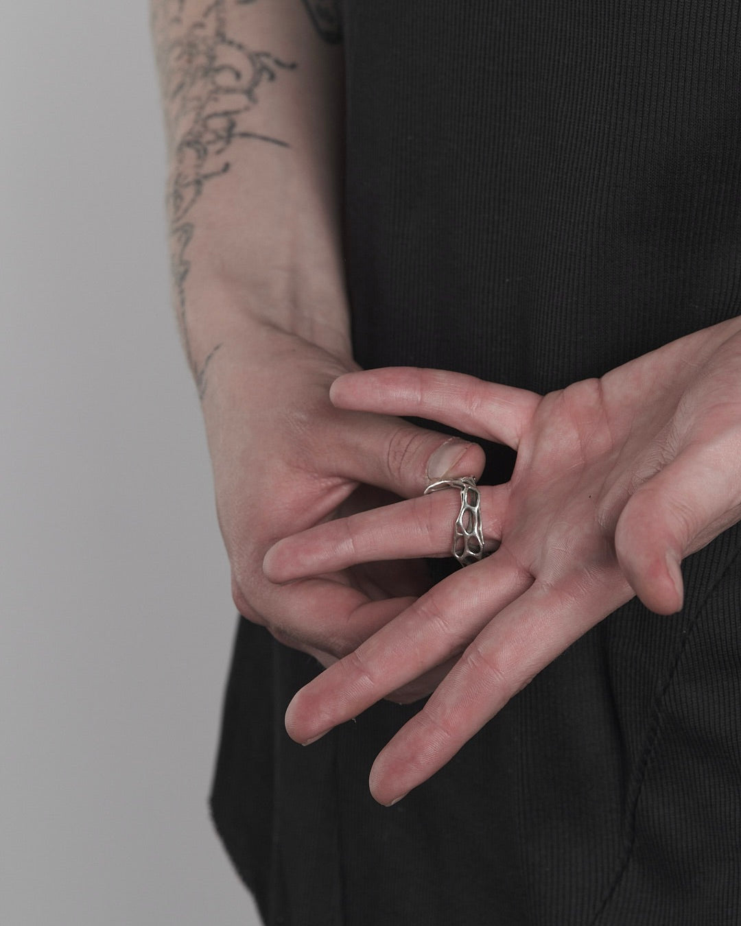 FRACTURE RING 3 – Ring, LEON EMANUEL BLANCK