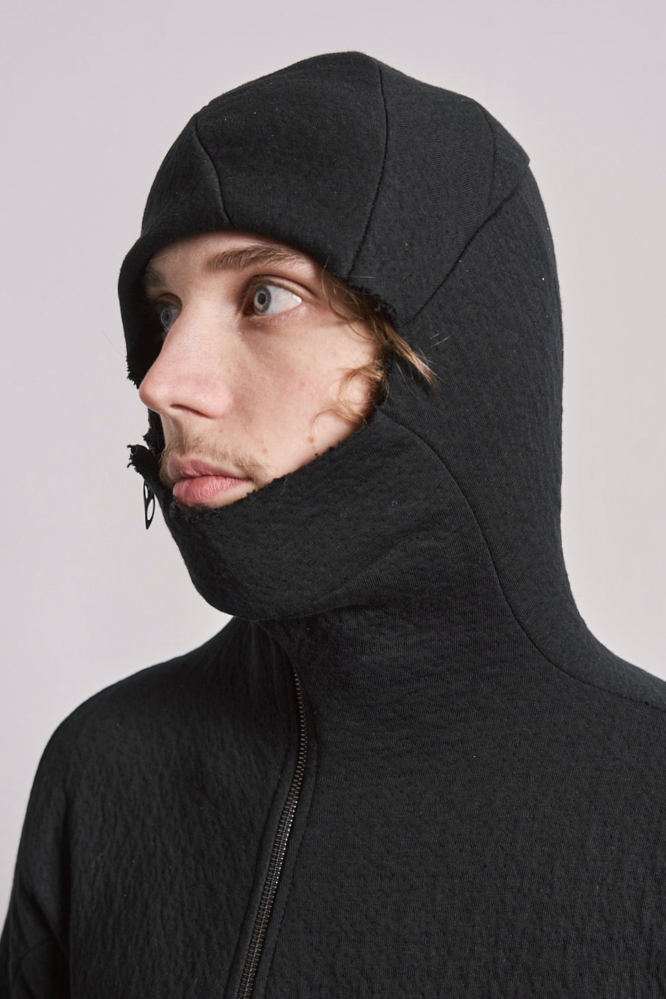 DISTORTION HOODIE ZIPPED