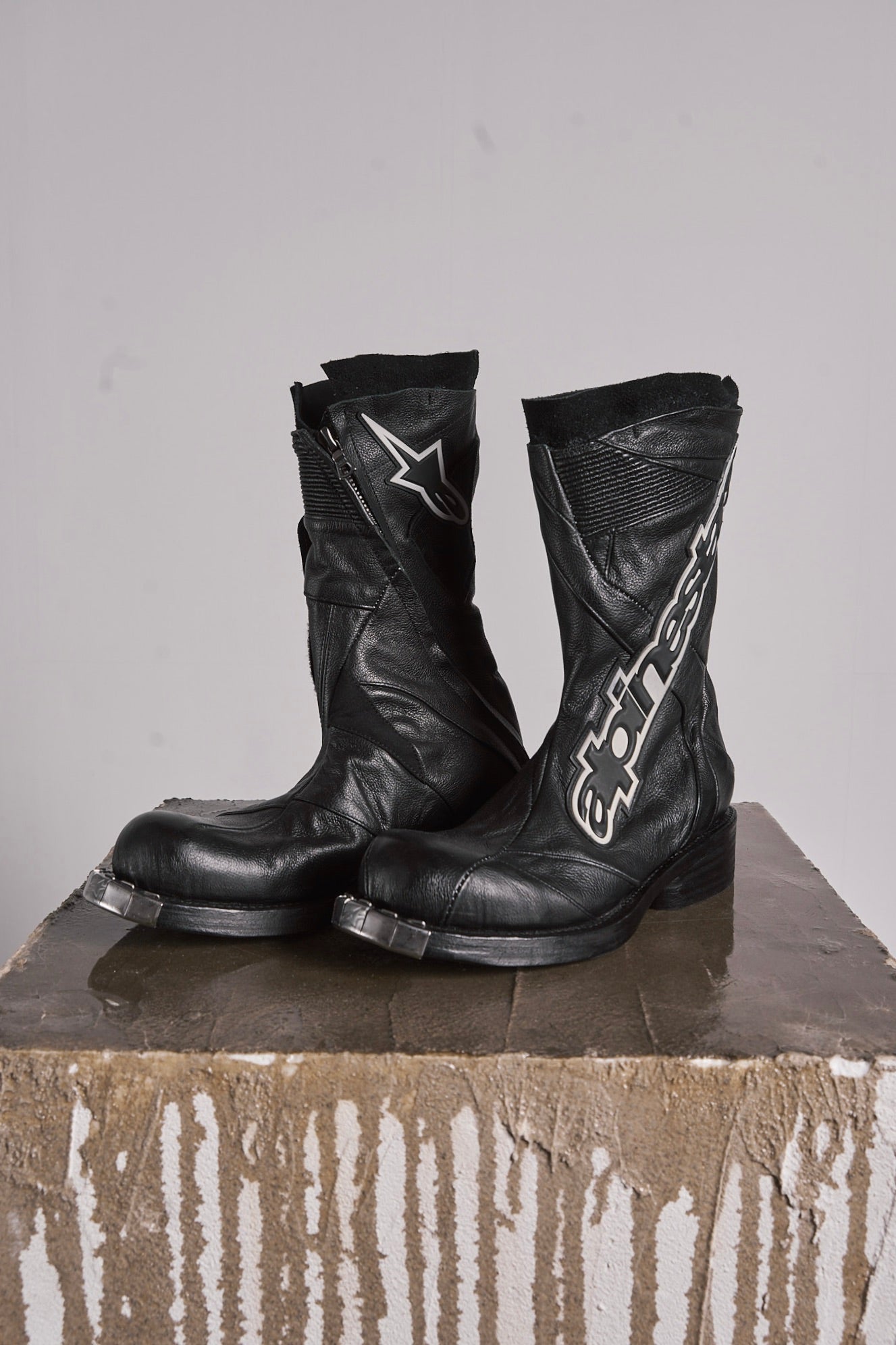 DISTORTION TALL BOOT RSRV