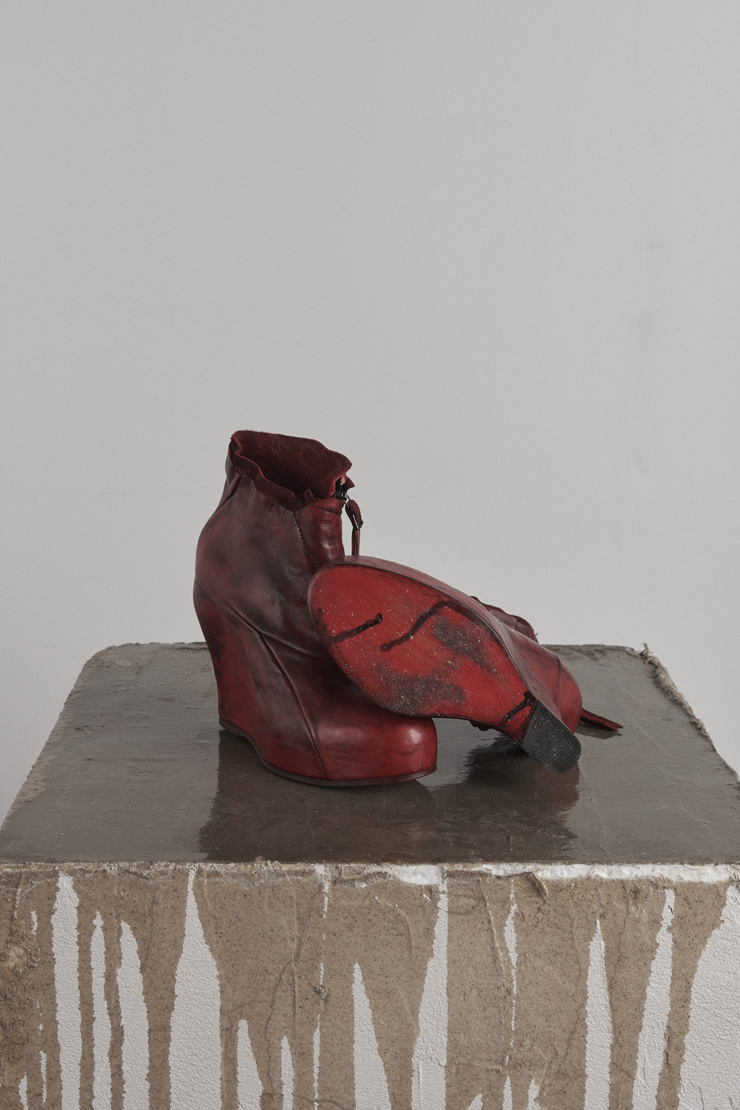 DISTORTION WEDGE – Wedge, LEON EMANUEL BLANCK