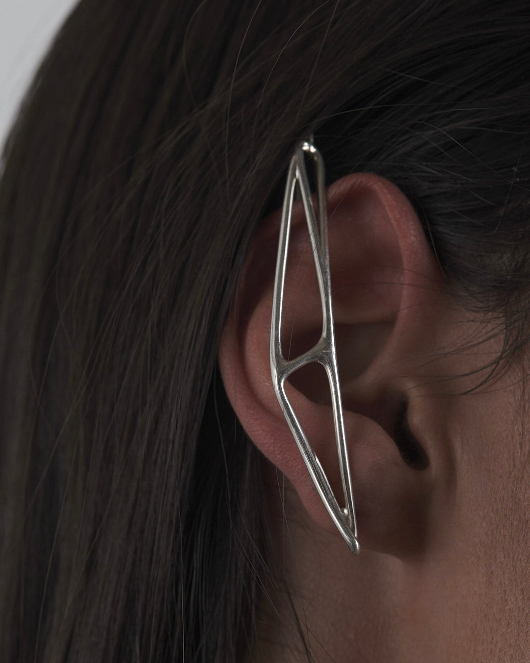 LIQUID EARLINK 1 – Earring, LEON EMANUEL BLANCK