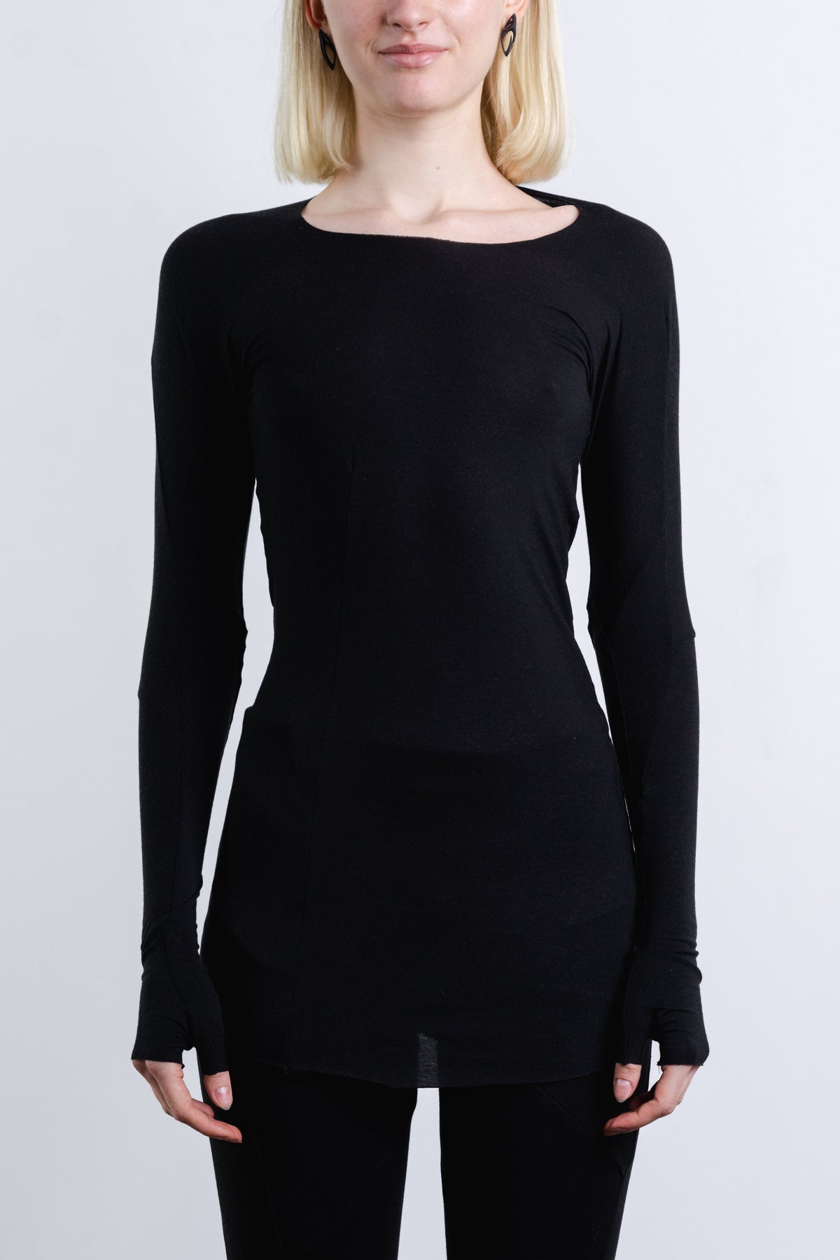 DISTORTION GLOVE SWEATER