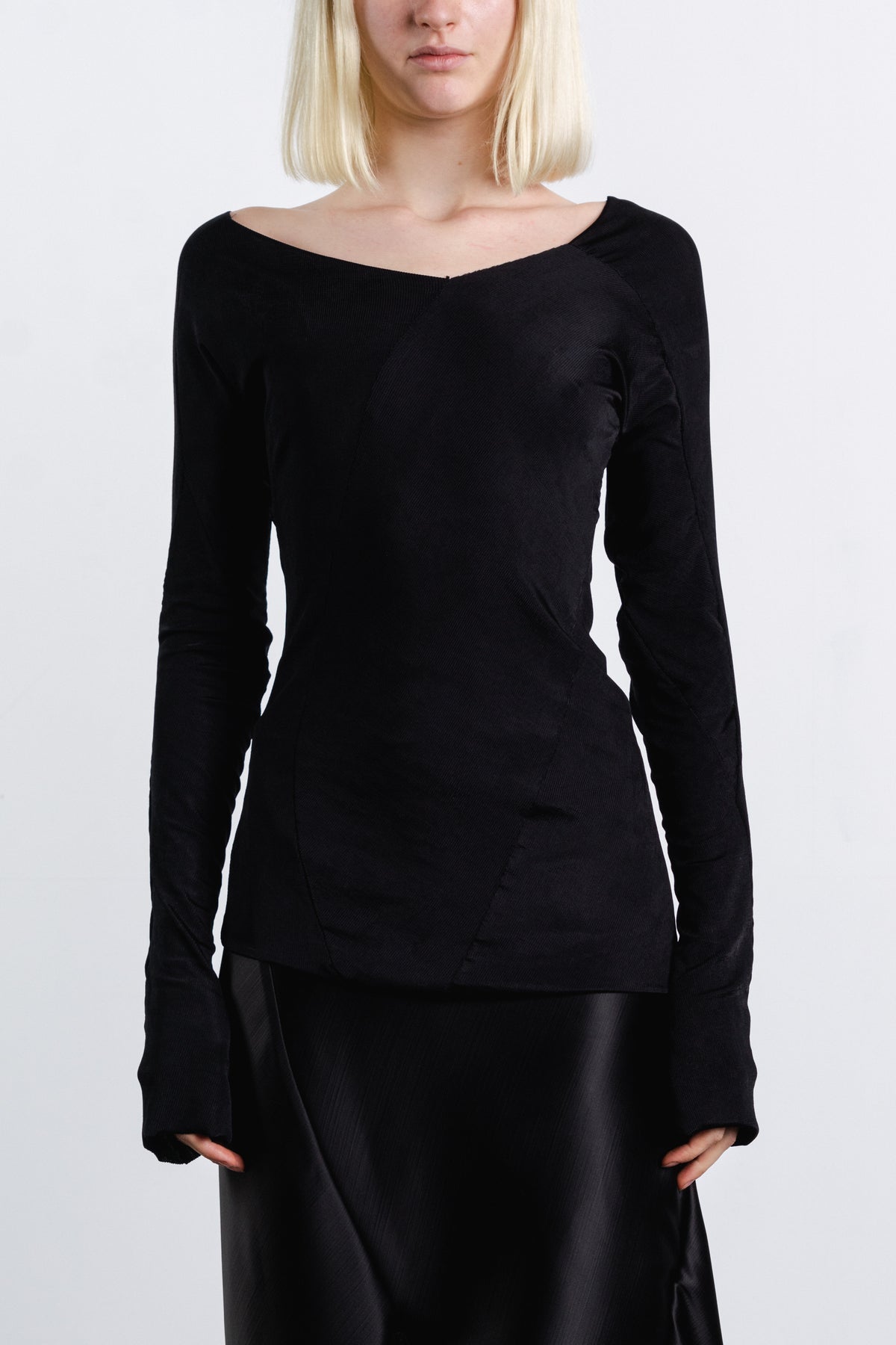 DISTORTION LONG V-SHIRT