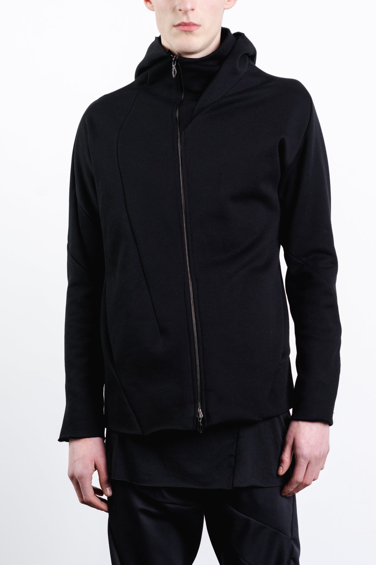 DISTORTION SHORT HOODIE W/ ZIP