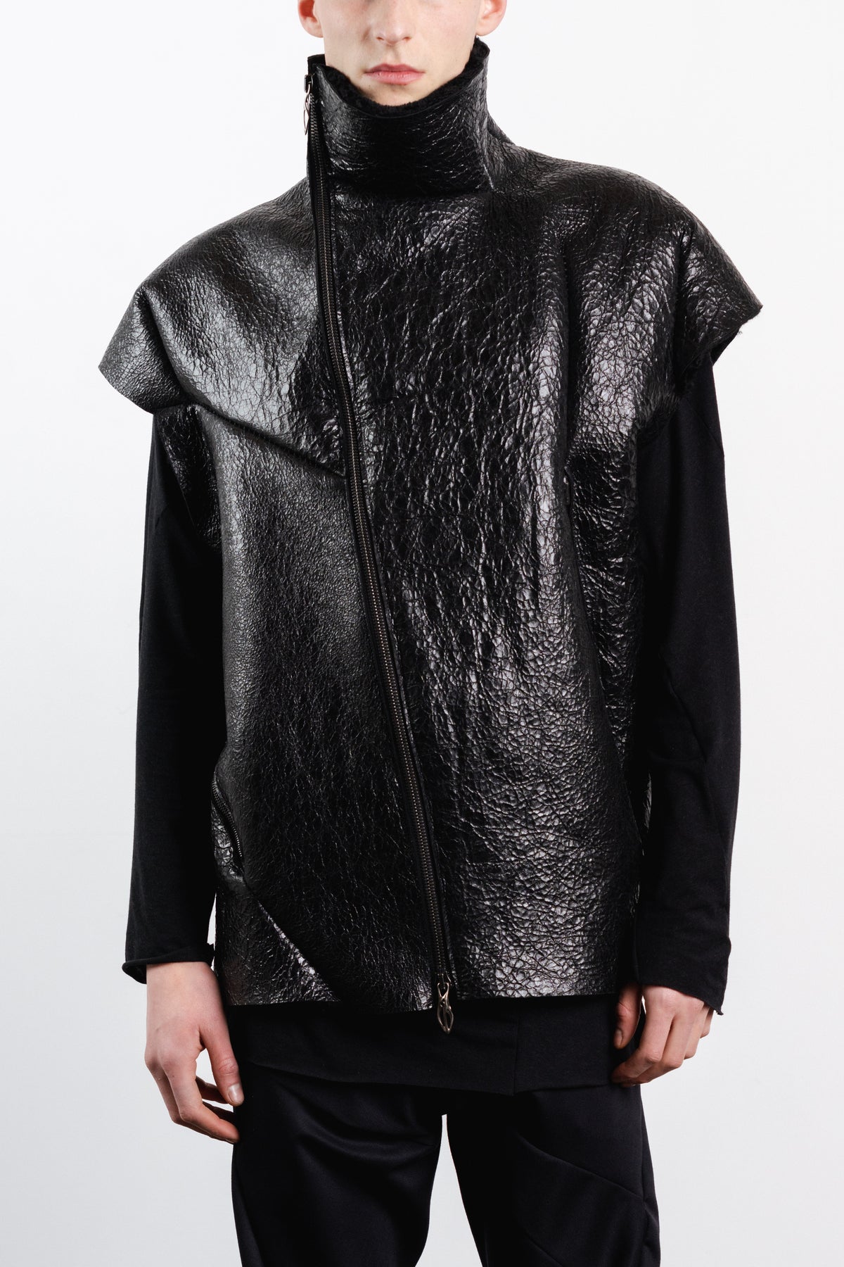 DISTORTION EXPLOSION VEST