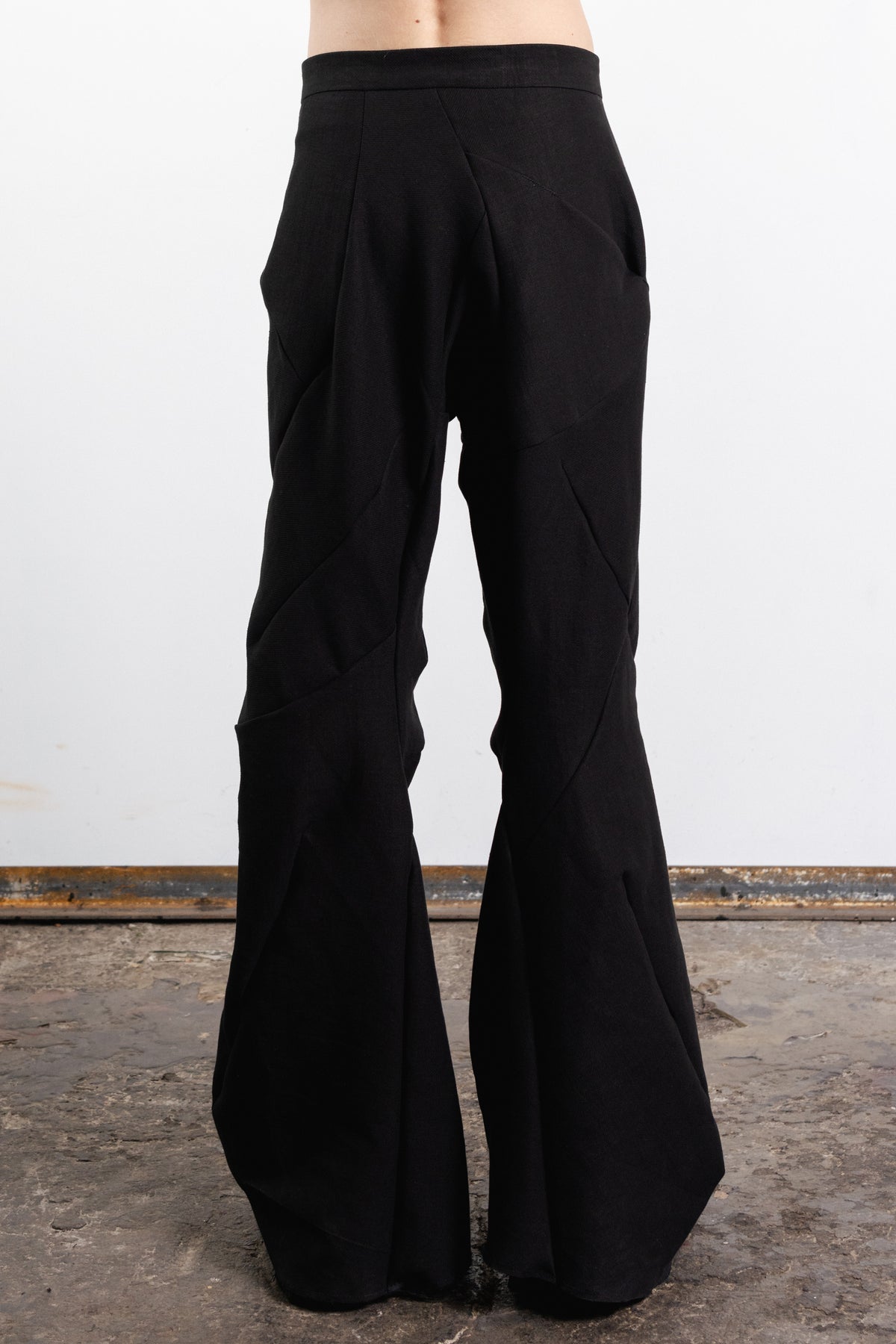 DISTORTION FLARED BAGGY PANTS