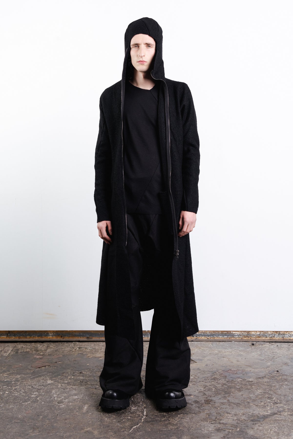 DISTORTION EXTENDED HOODIE W/ ZIP