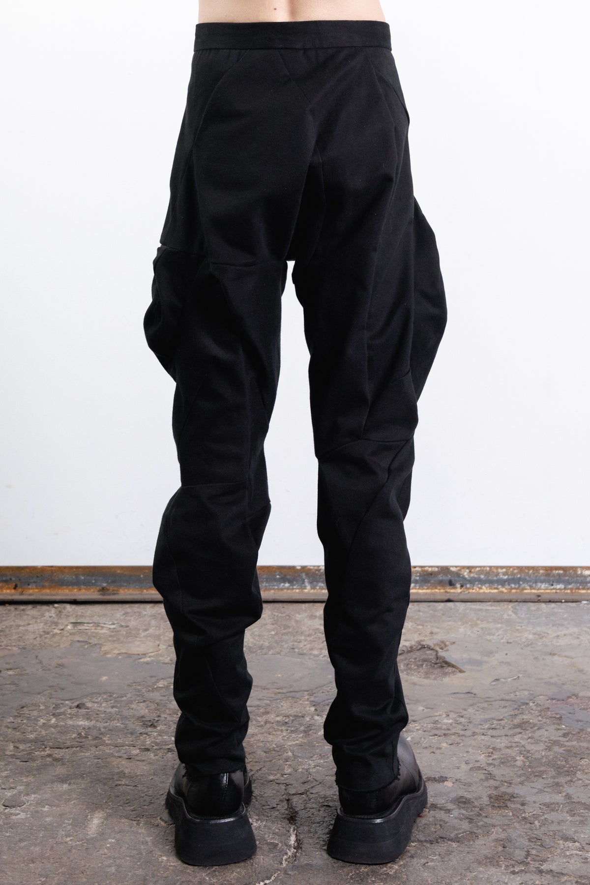 DISTORTION MUSCLE POCKET PANTS