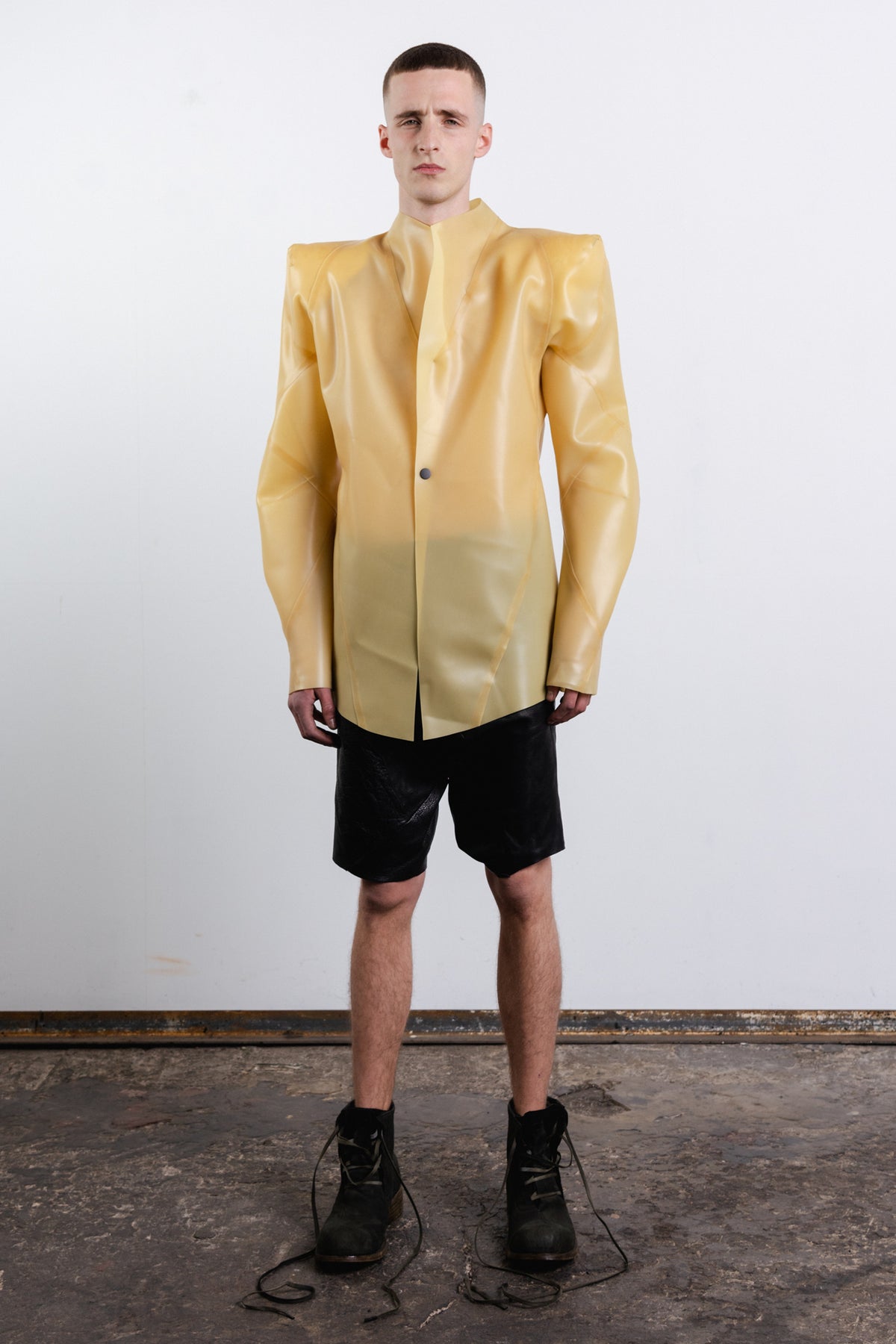 FORCED POWER SHOULDER BLAZER