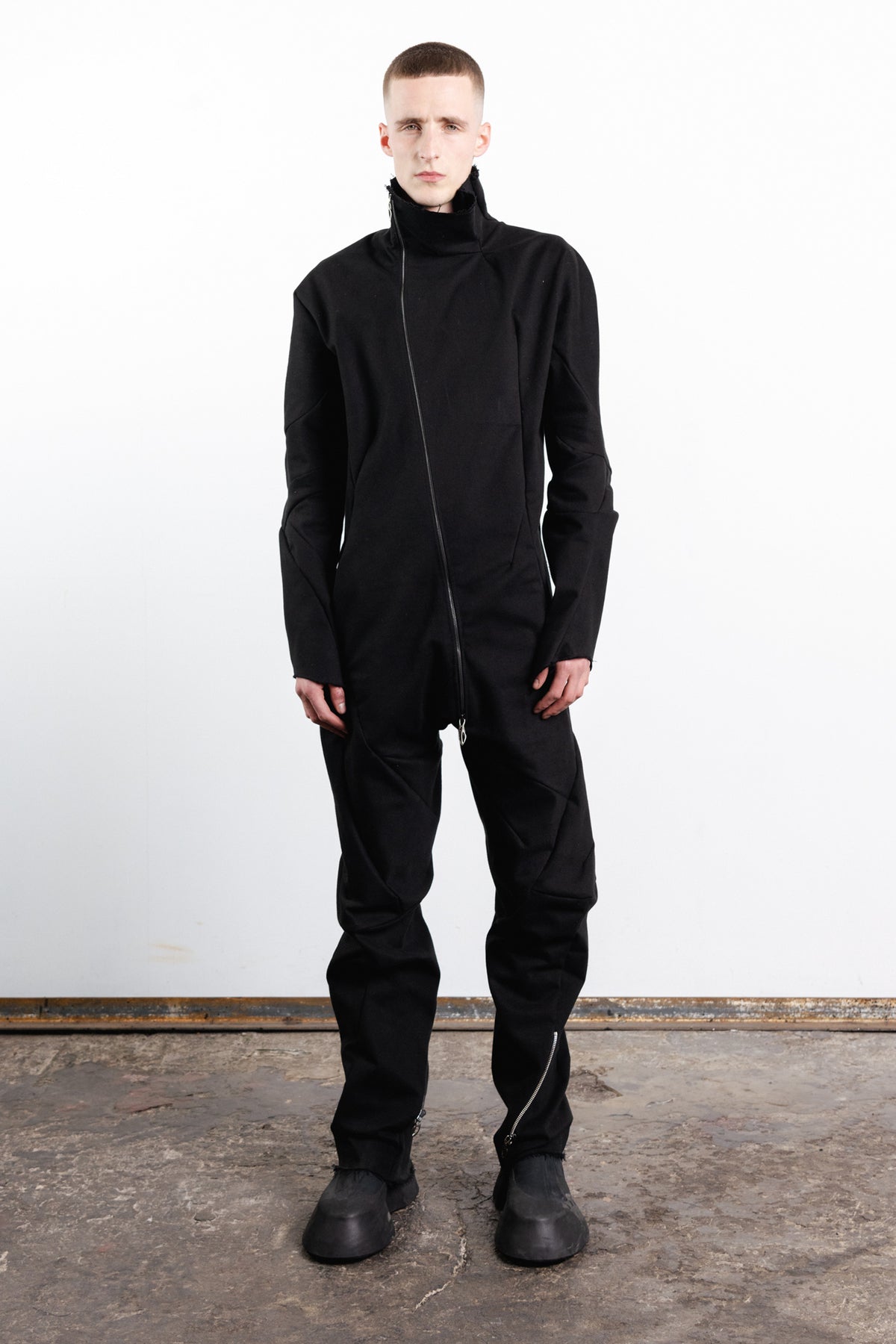 DISTORTION CONSTRICTED CHEMSUIT