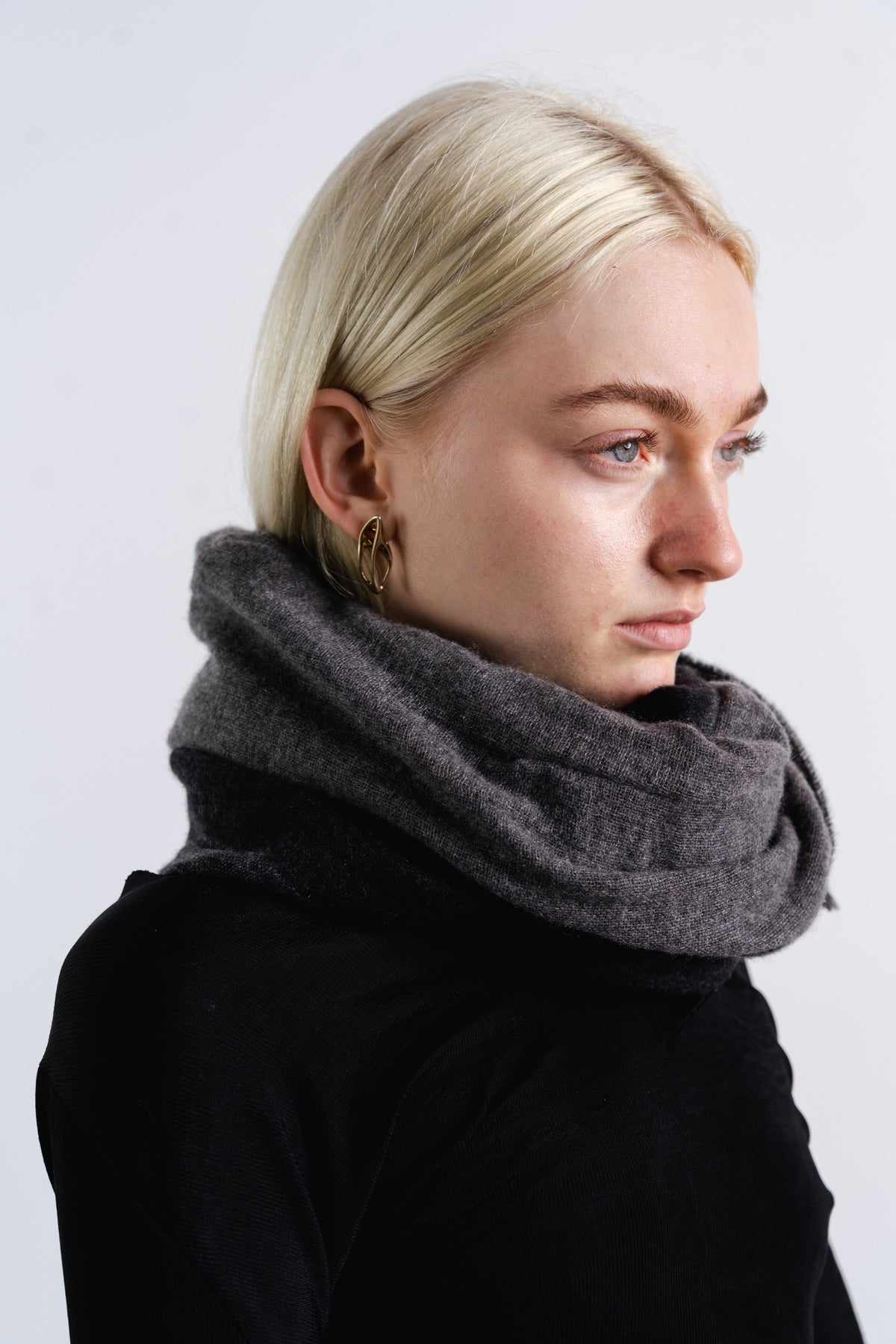DISTORTION DOUBLE FACE SCARF