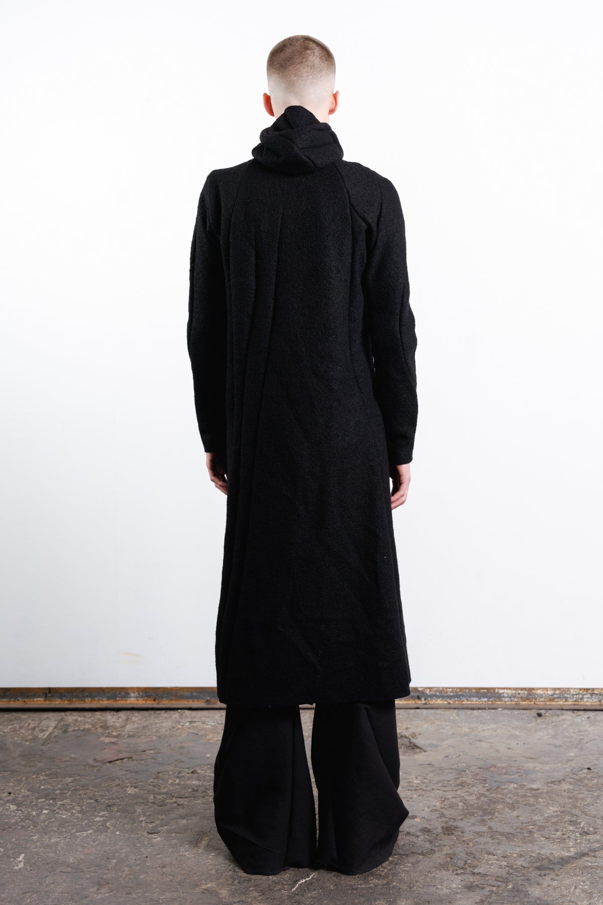 DISTORTION EXTENDED HOODIE W/ ZIP