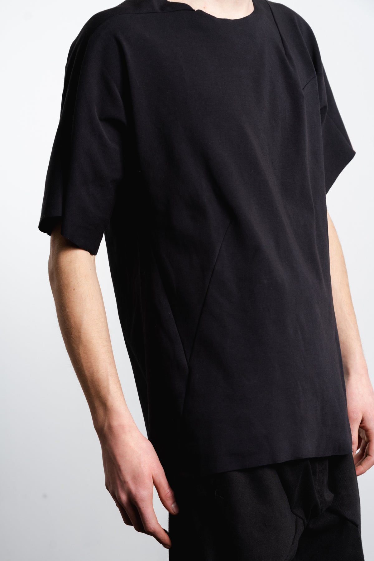 DISTORTION BAGGY T-SHIRT
